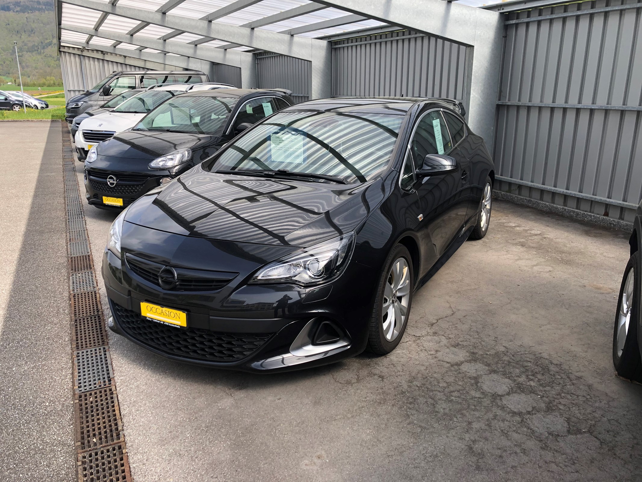 OPEL Astra GTC 2.0i 16V Turbo OPC