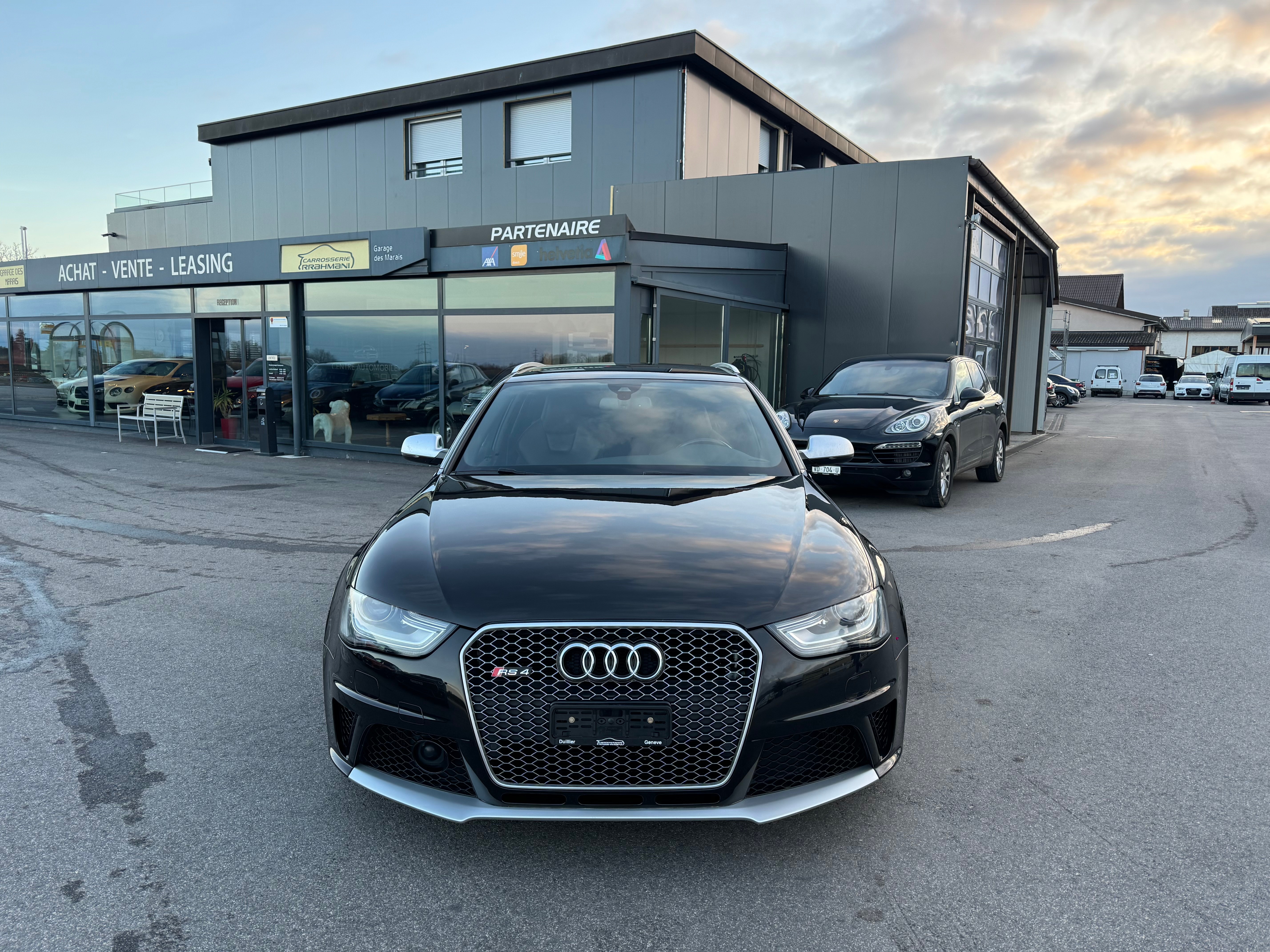 AUDI RS4 Avant 4.2 FSI V8 quattro S-tronic