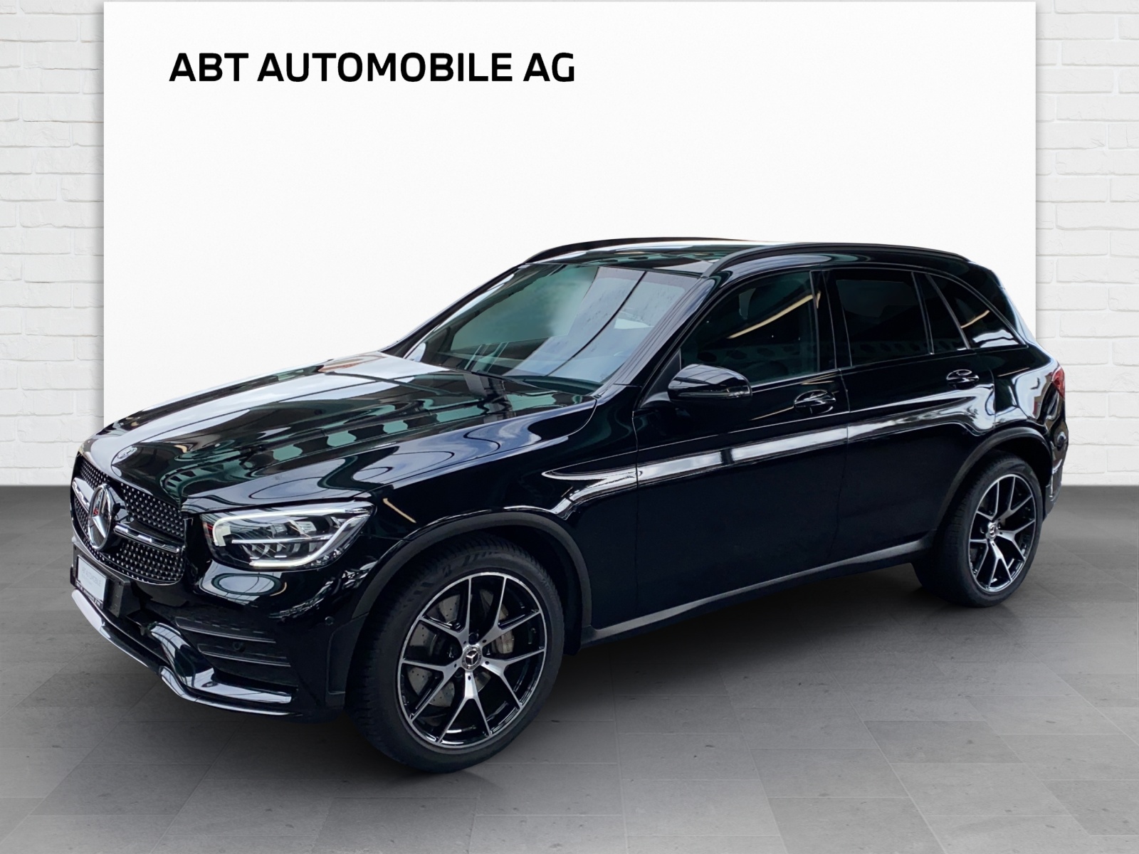 MERCEDES-BENZ GLC 200 AMG Line 4Matic