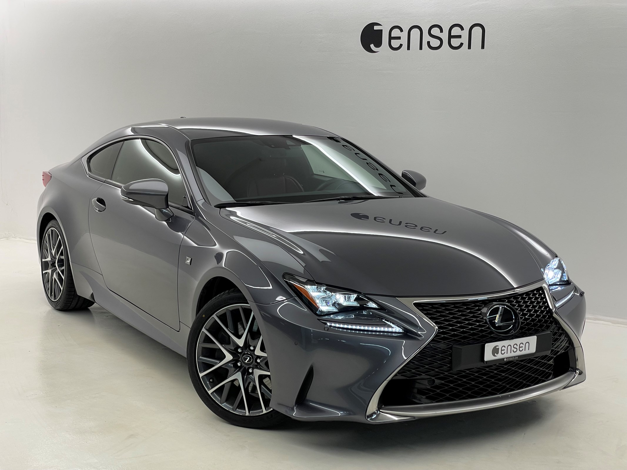 LEXUS RC 200t F Sport