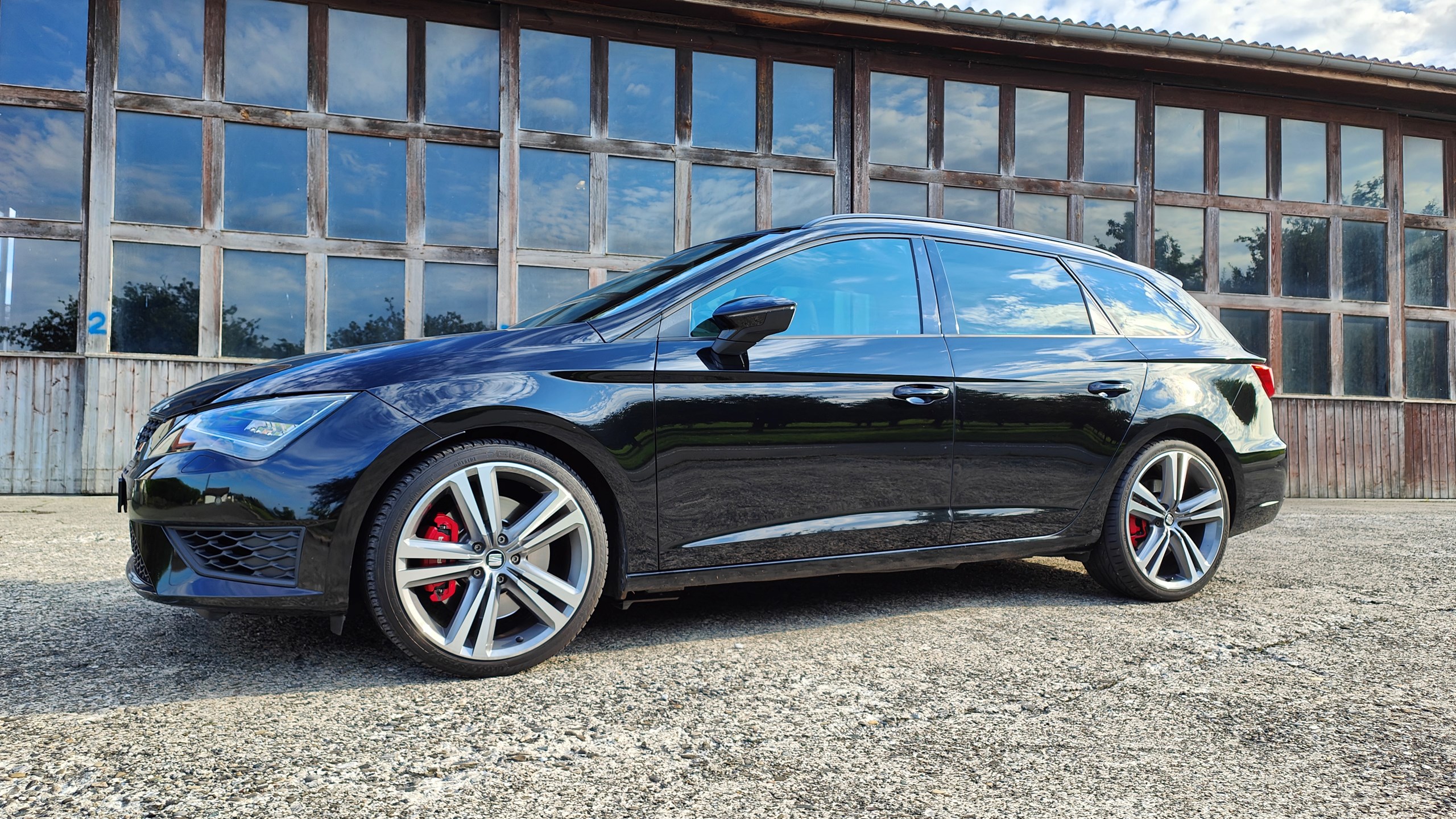 SEAT Leon ST 2.0 TSI Cupra 280 DSG