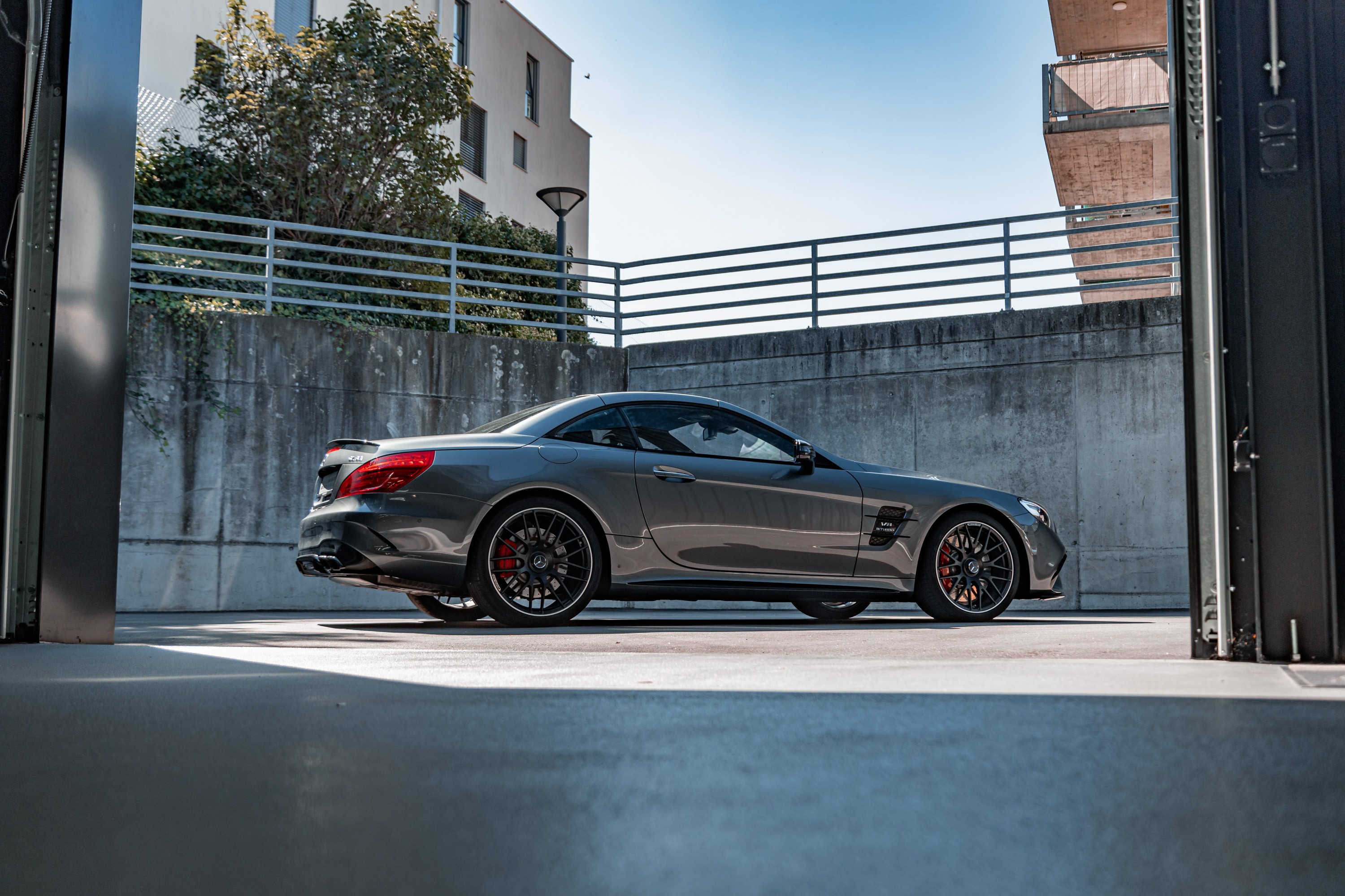 MERCEDES-BENZ SL 63 AMG Speedshift