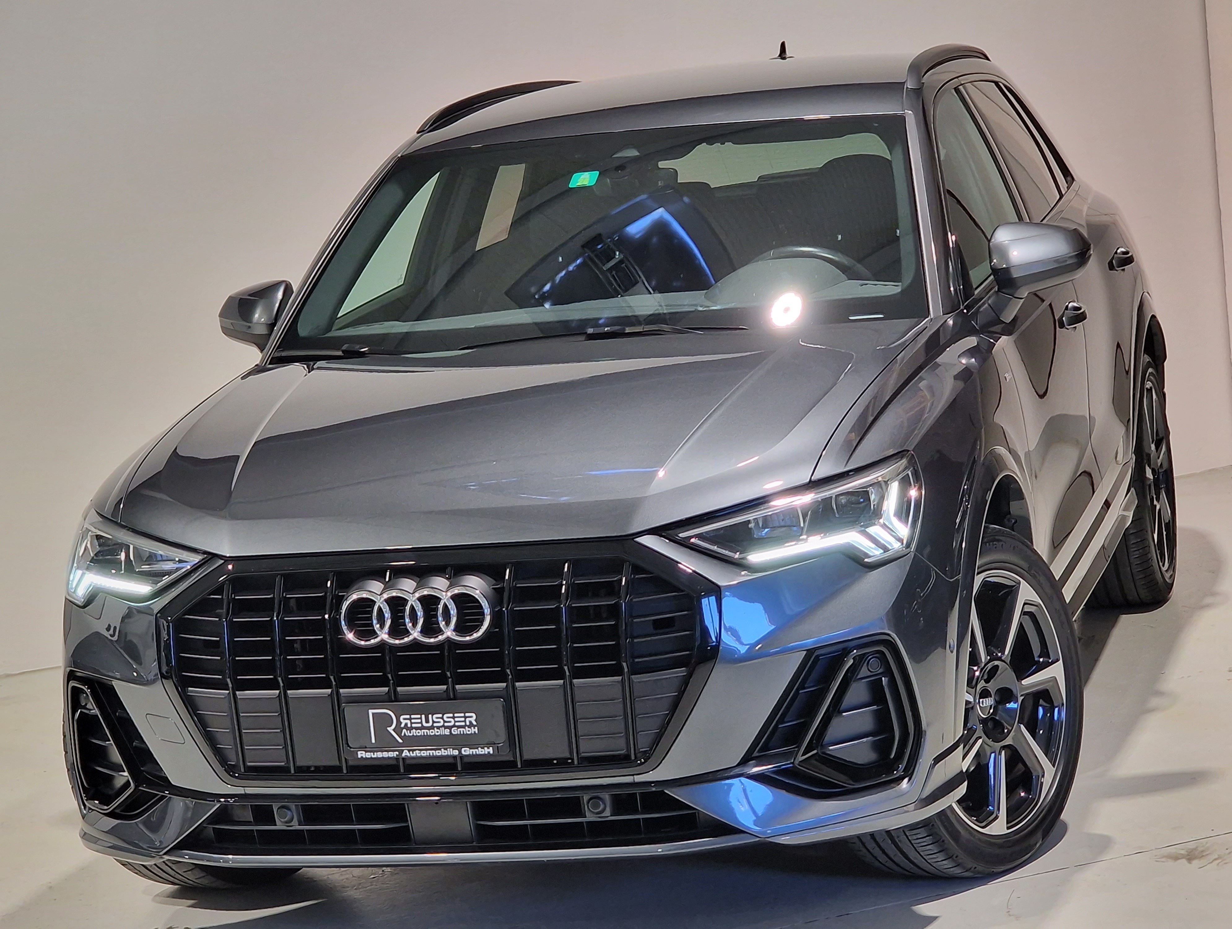 AUDI Q3 35 TFSI S line S-tronic