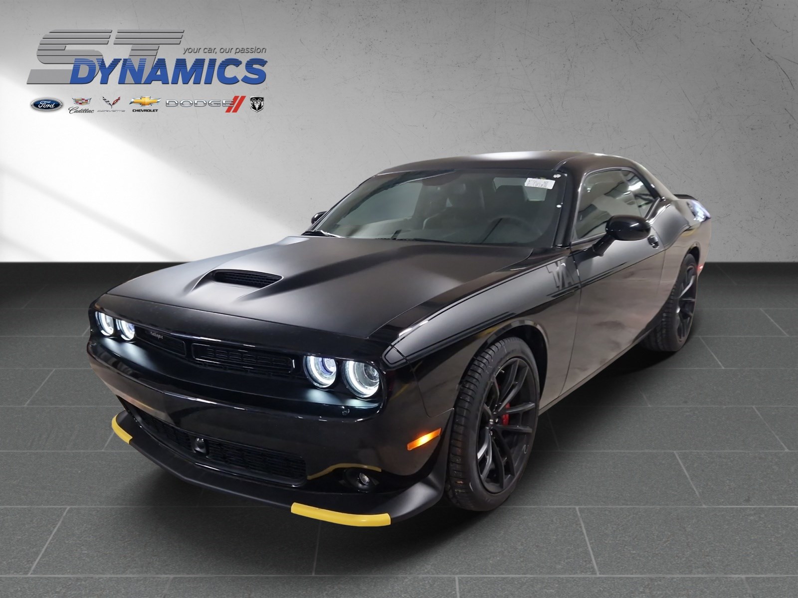 DODGE Challenger 5.7 V8 HEMI VVT R/T