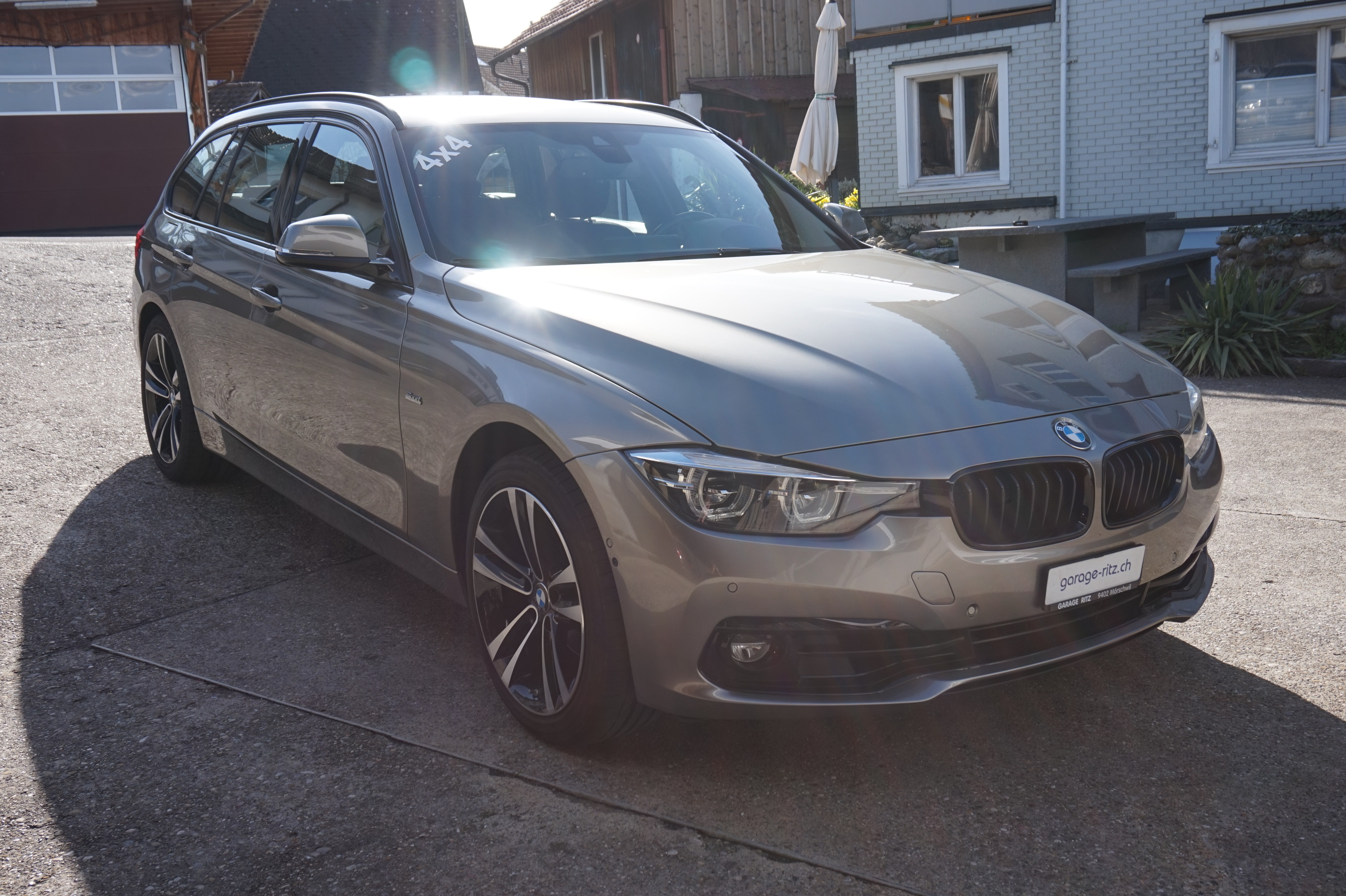 BMW 320i xDrive Touring Edition Sport Line Steptronic