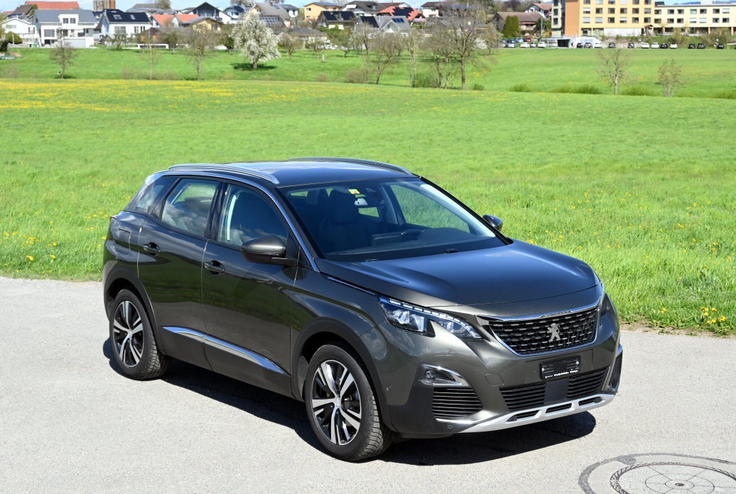 PEUGEOT 3008 1.5 BlueHDi Allure EAT