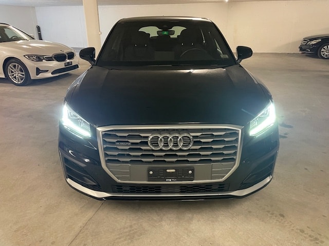 AUDI Q2 2.0 TFSI sport quattro S-tronic