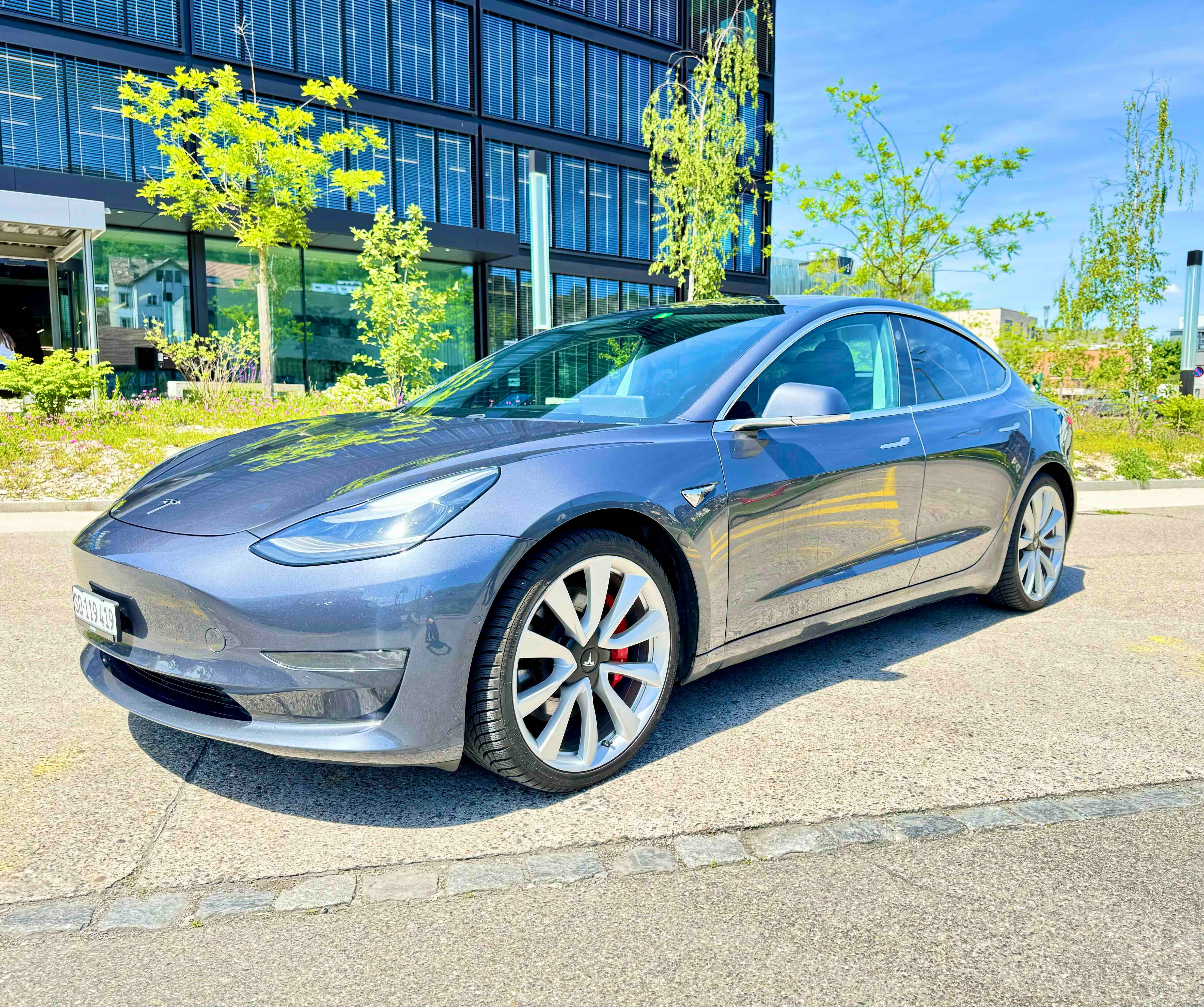 TESLA Model 3 Performance Dual Motor AWD