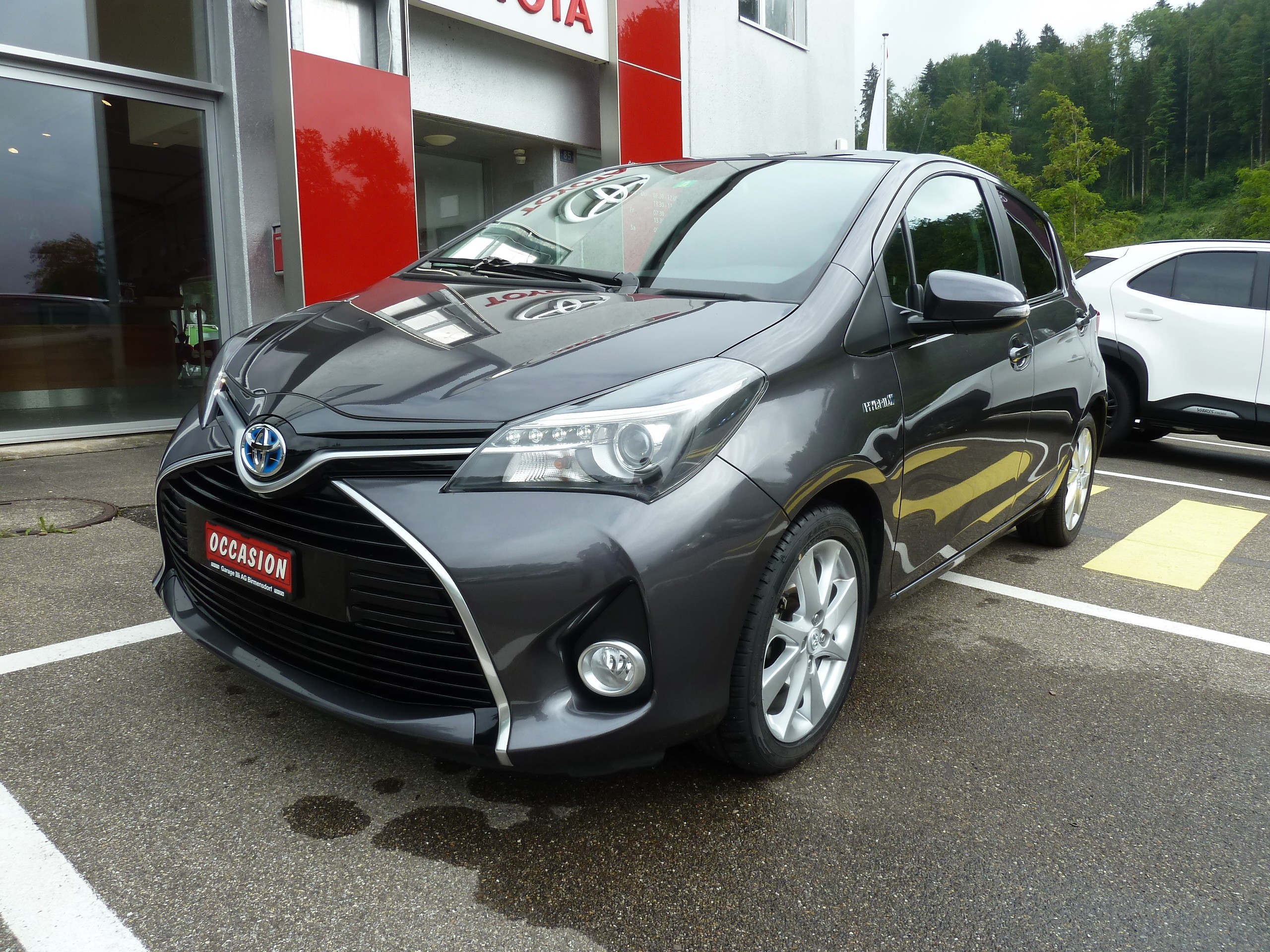 TOYOTA Yaris 1.5 VVT-i Hybrid Sol Premium e-CVT