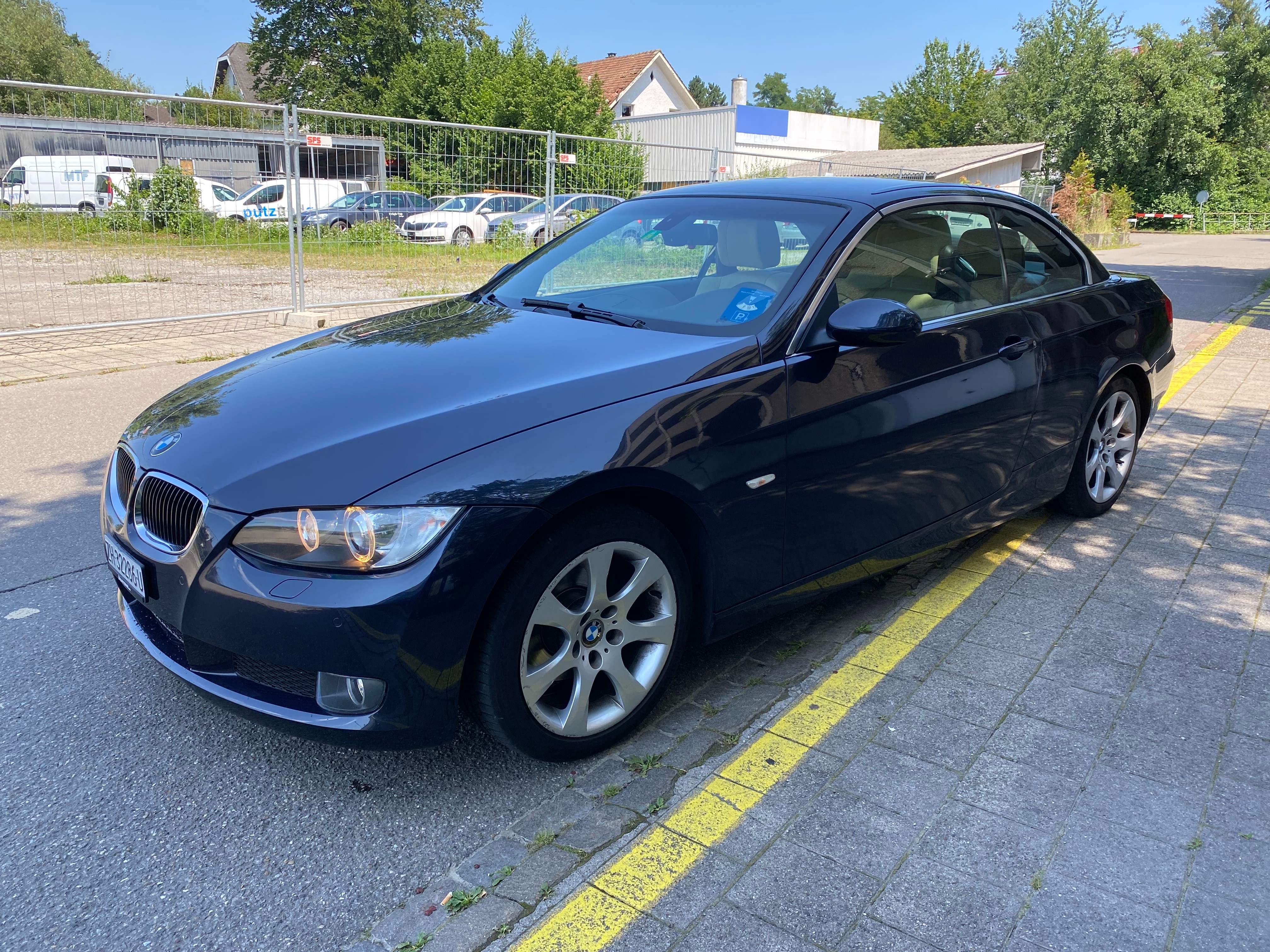 BMW 320i Cabriolet