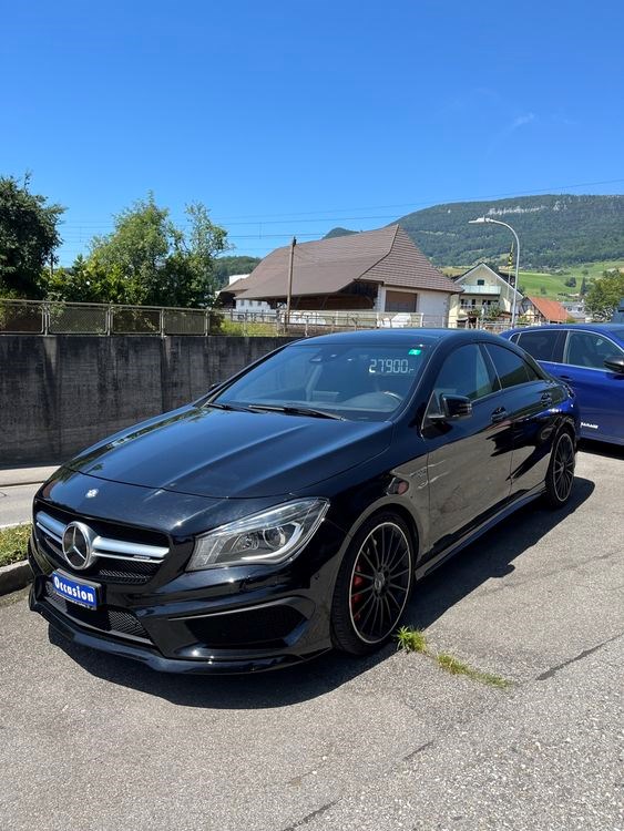 MERCEDES-BENZ CLA 45 AMG 4Matic Speedshift