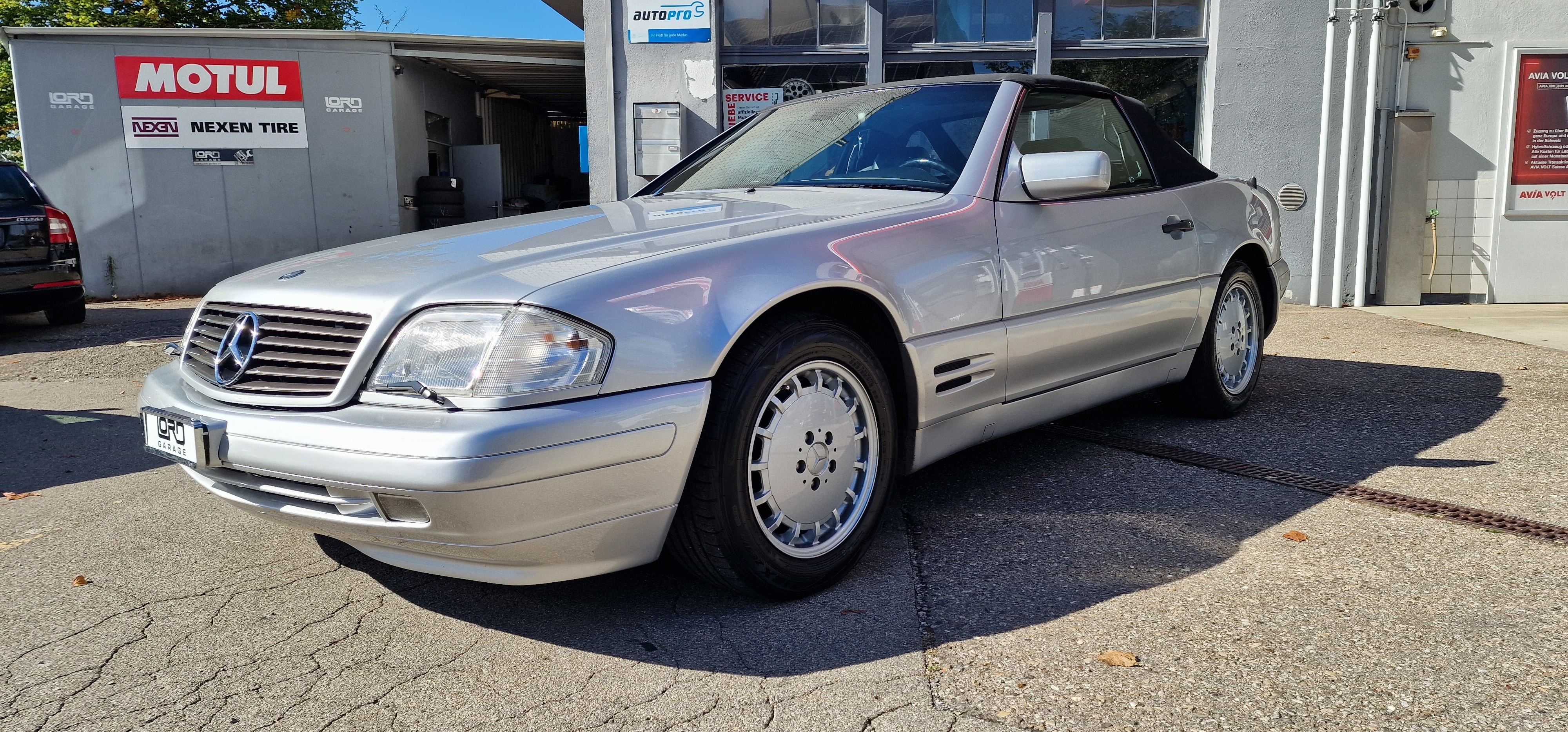 MERCEDES-BENZ SL 320 Automatic