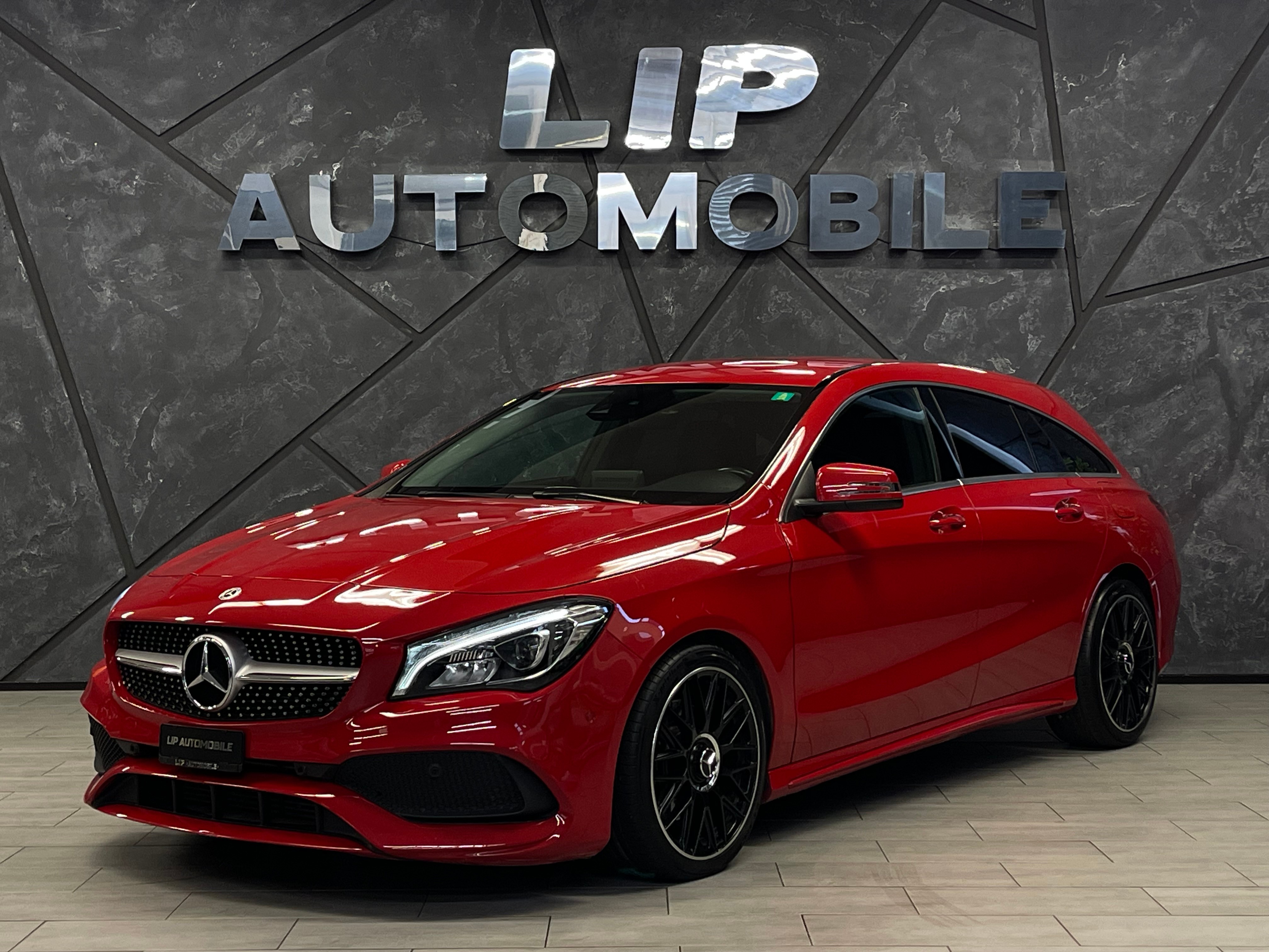 MERCEDES-BENZ CLA Shooting Brake 220 d AMG Line 4Matic 7G-DCT