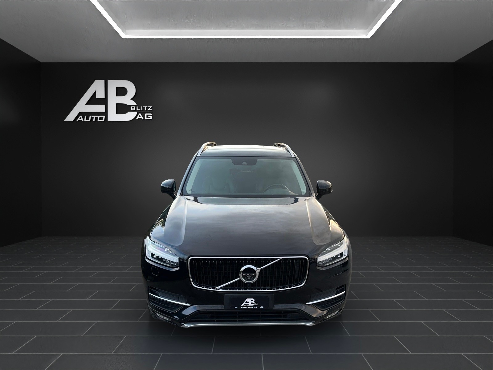 VOLVO XC90 D5 AWD Momentum Geartronic