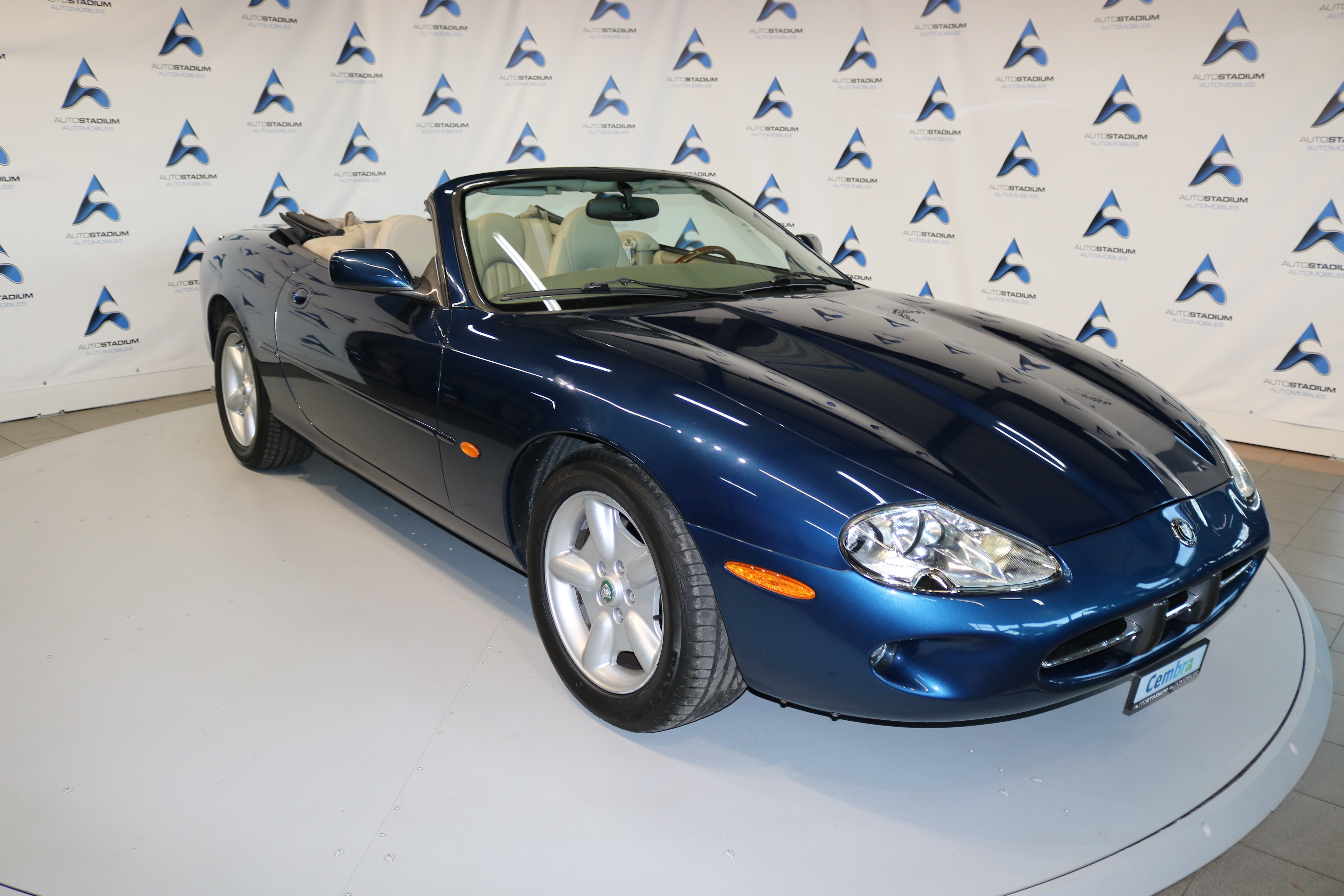 JAGUAR XK8 Convertible