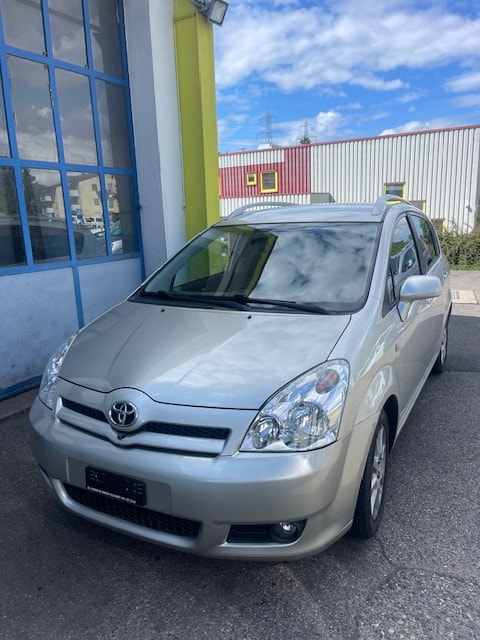 TOYOTA Corolla Verso 1.8 Linea Luna 7 Places