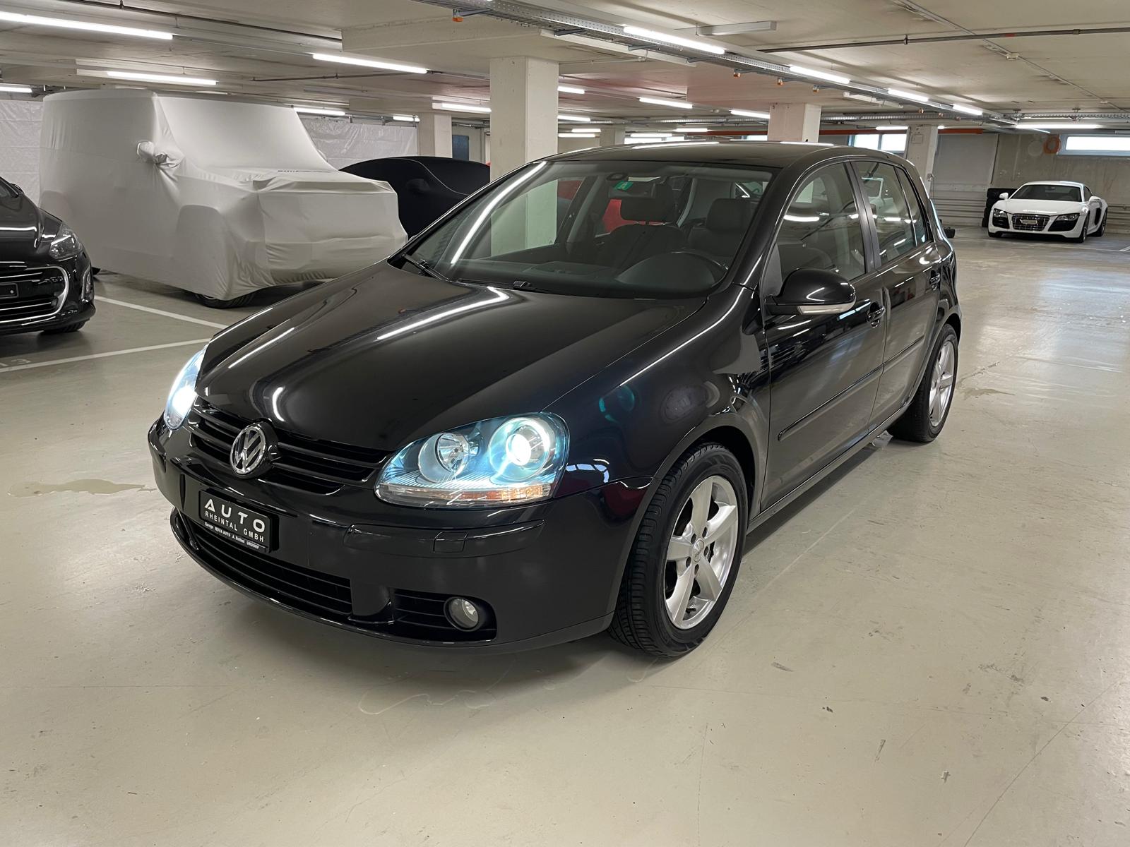 VW Golf 2.0 FSI Comfortline