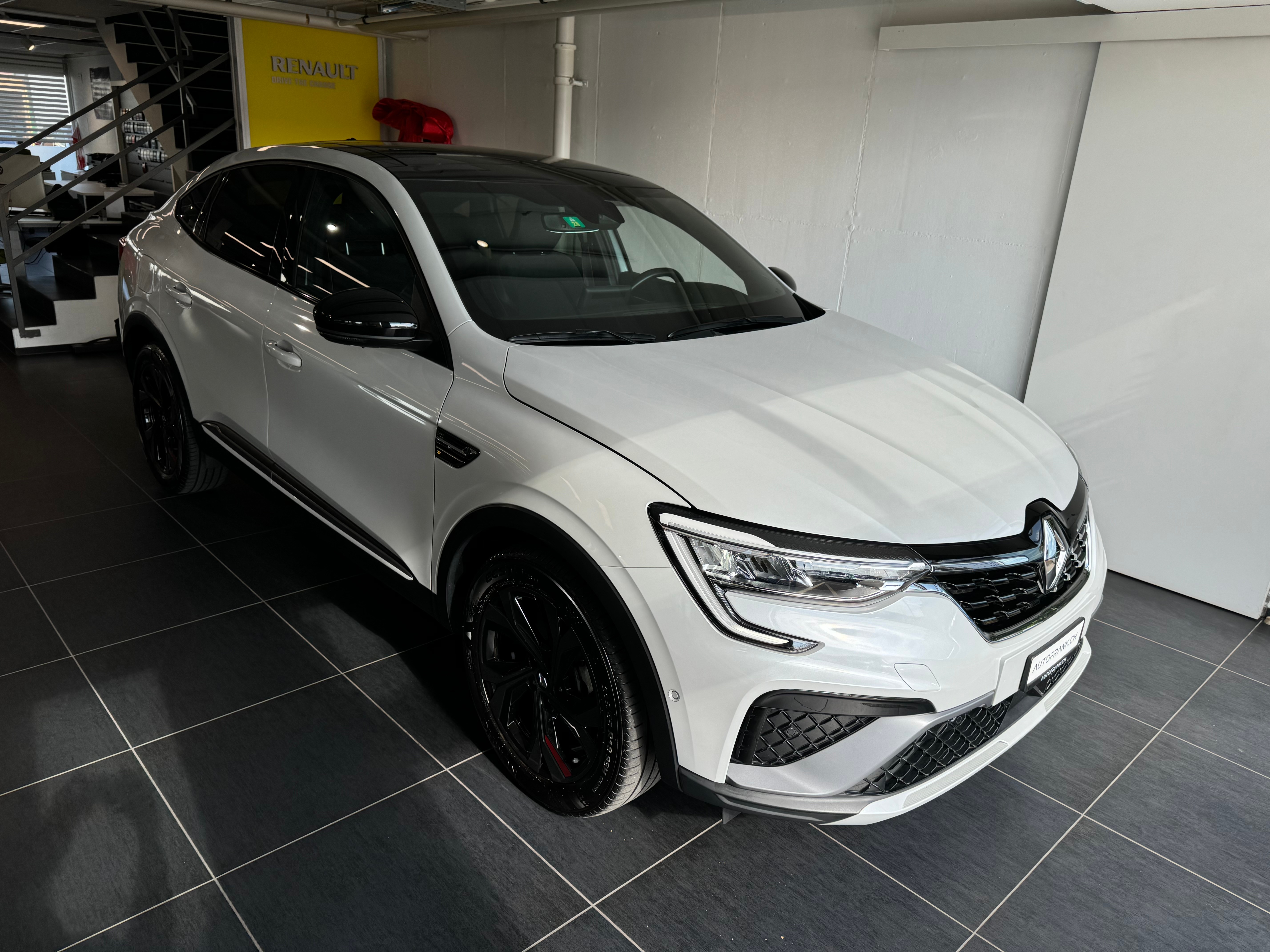 RENAULT Arkana 1.6 E-Tech R.S. Line