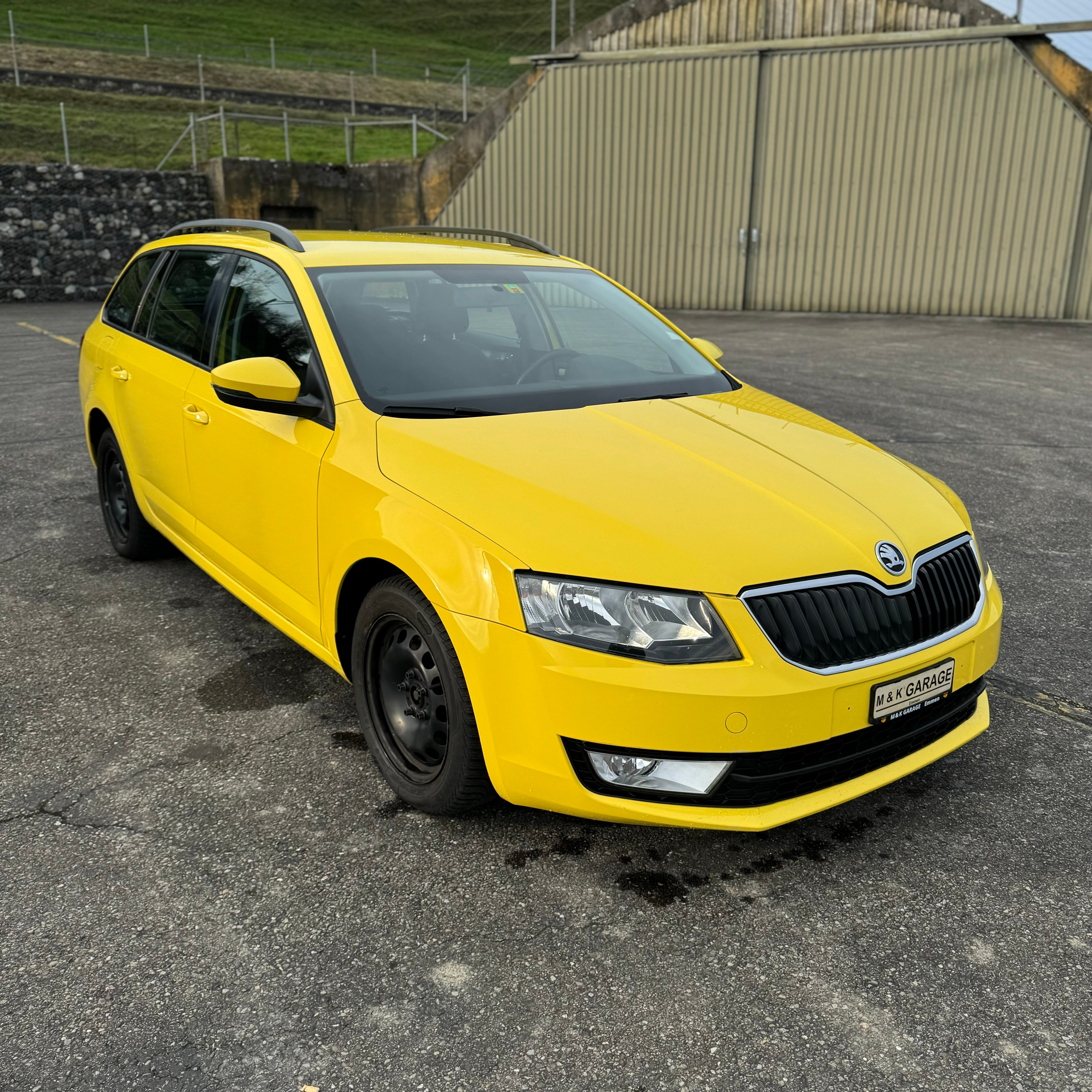 SKODA Octavia Combi 1.4 TSI Swiss Edition DSG