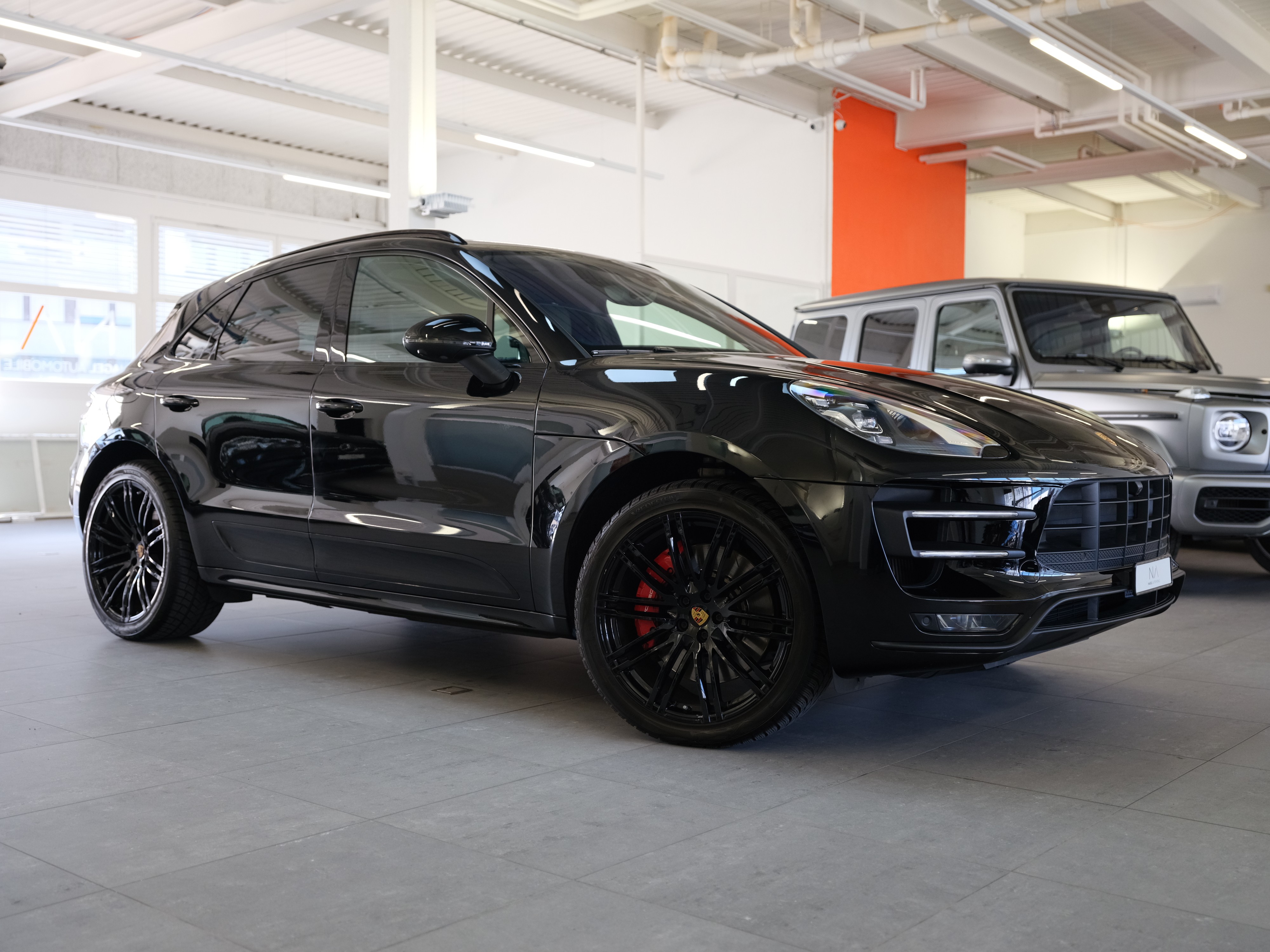 PORSCHE Macan Turbo Performance PDK