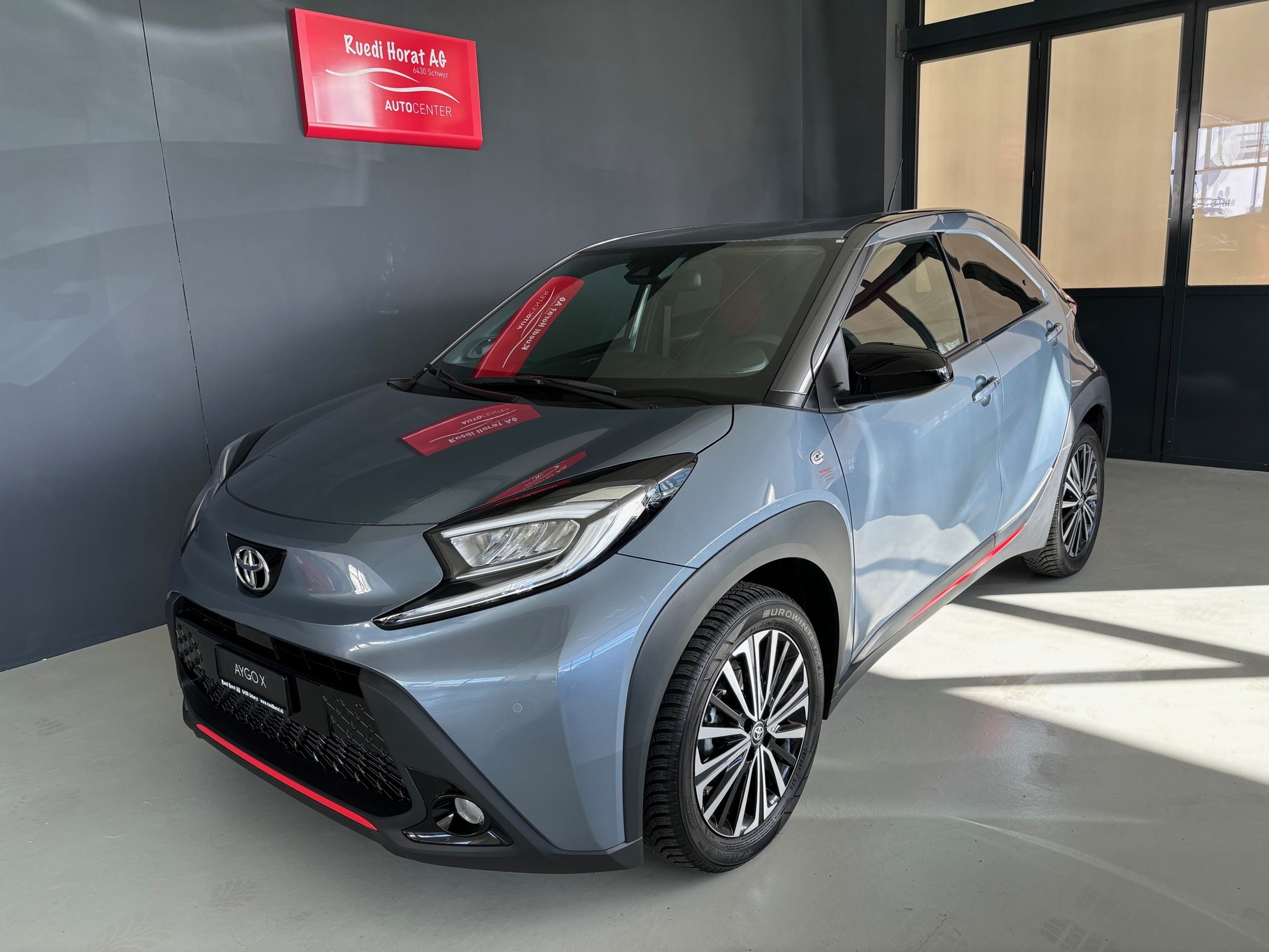 TOYOTA Aygo X 1.0 VVT-i Undercover