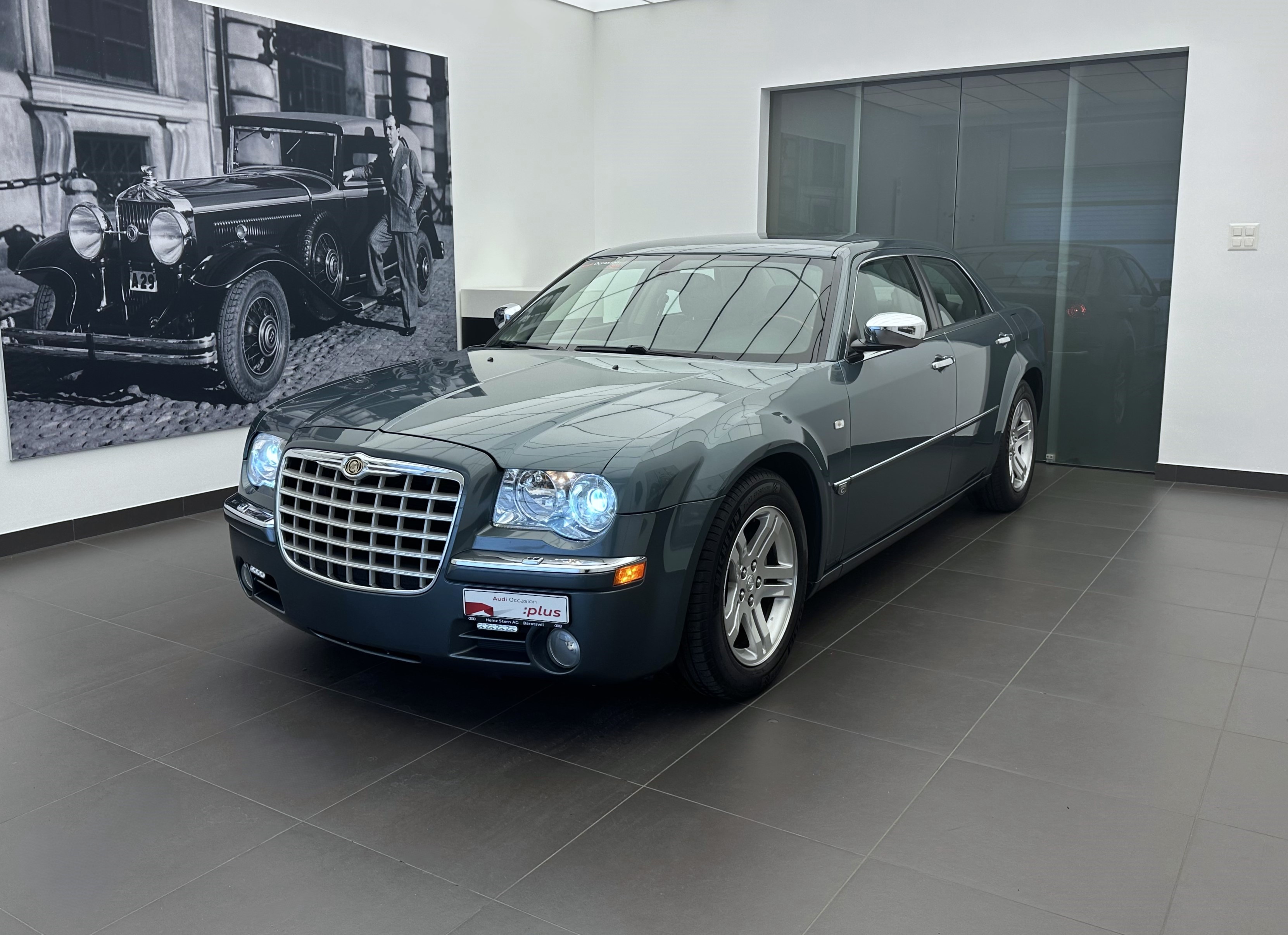 CHRYSLER 300C 5.7 HEMI V8