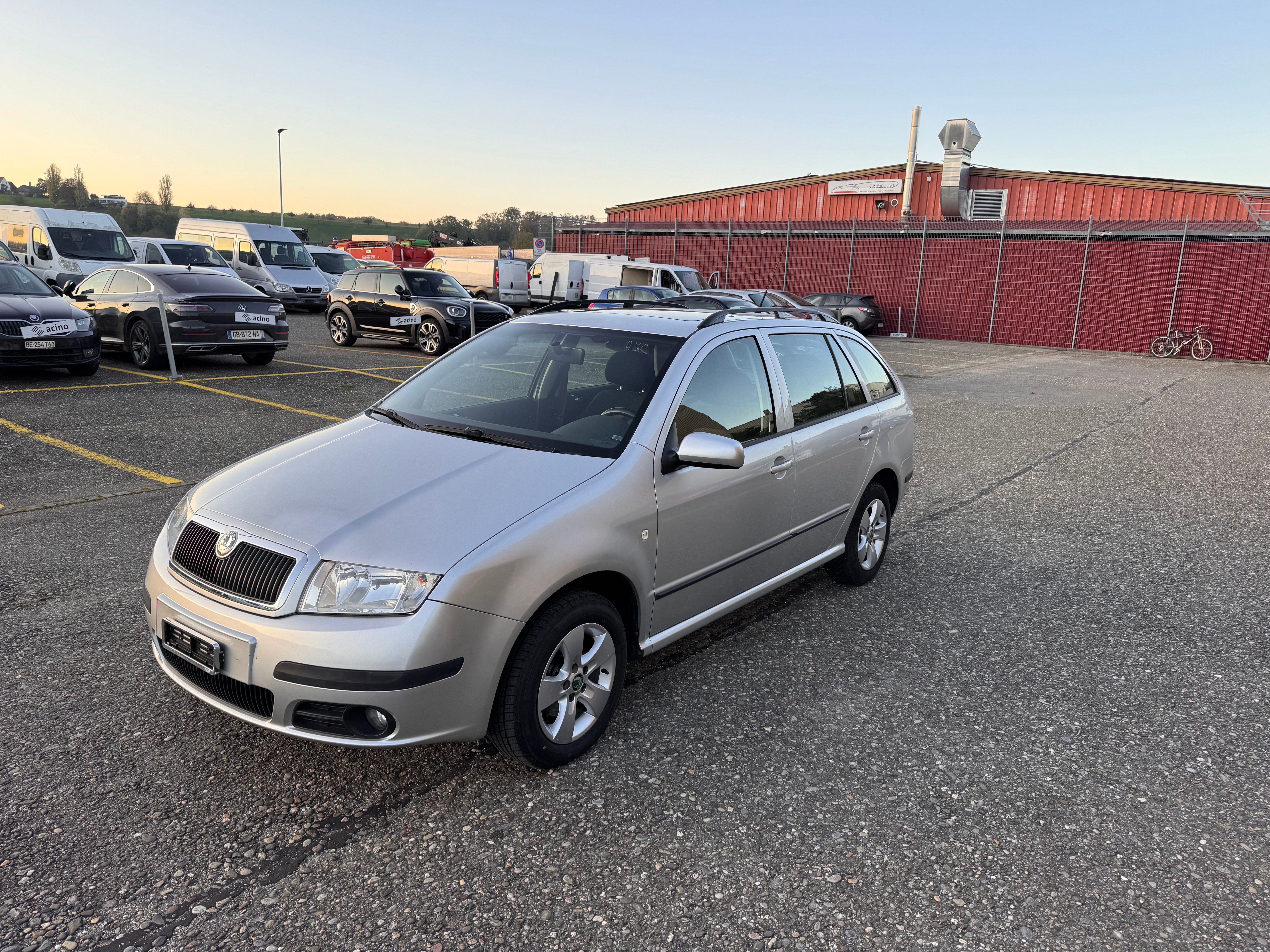 SKODA Fabia 1.4 16V Elegance Automatic