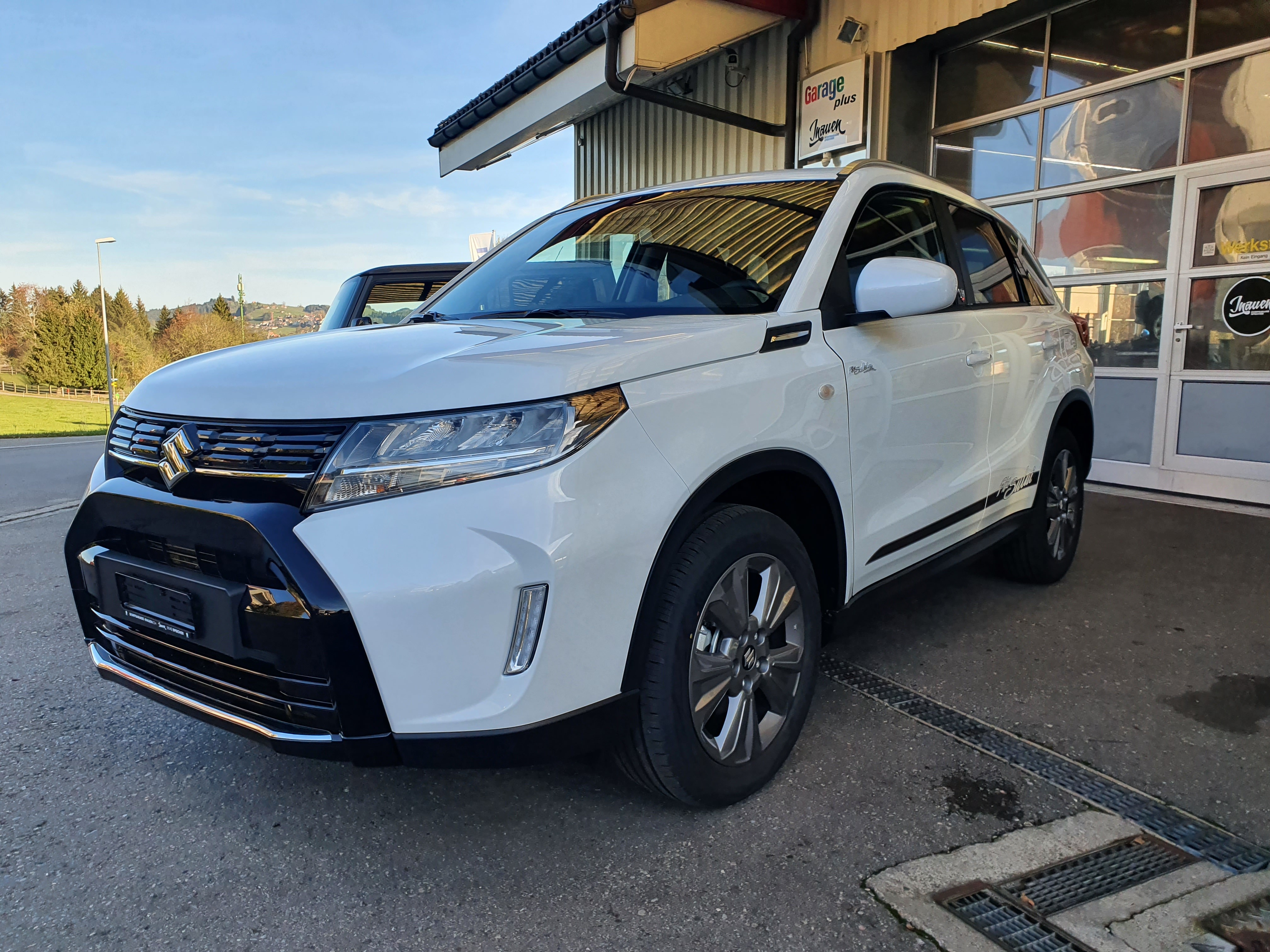 SUZUKI Vitara 1.5 Hybrid Compact + 4x4 AGS