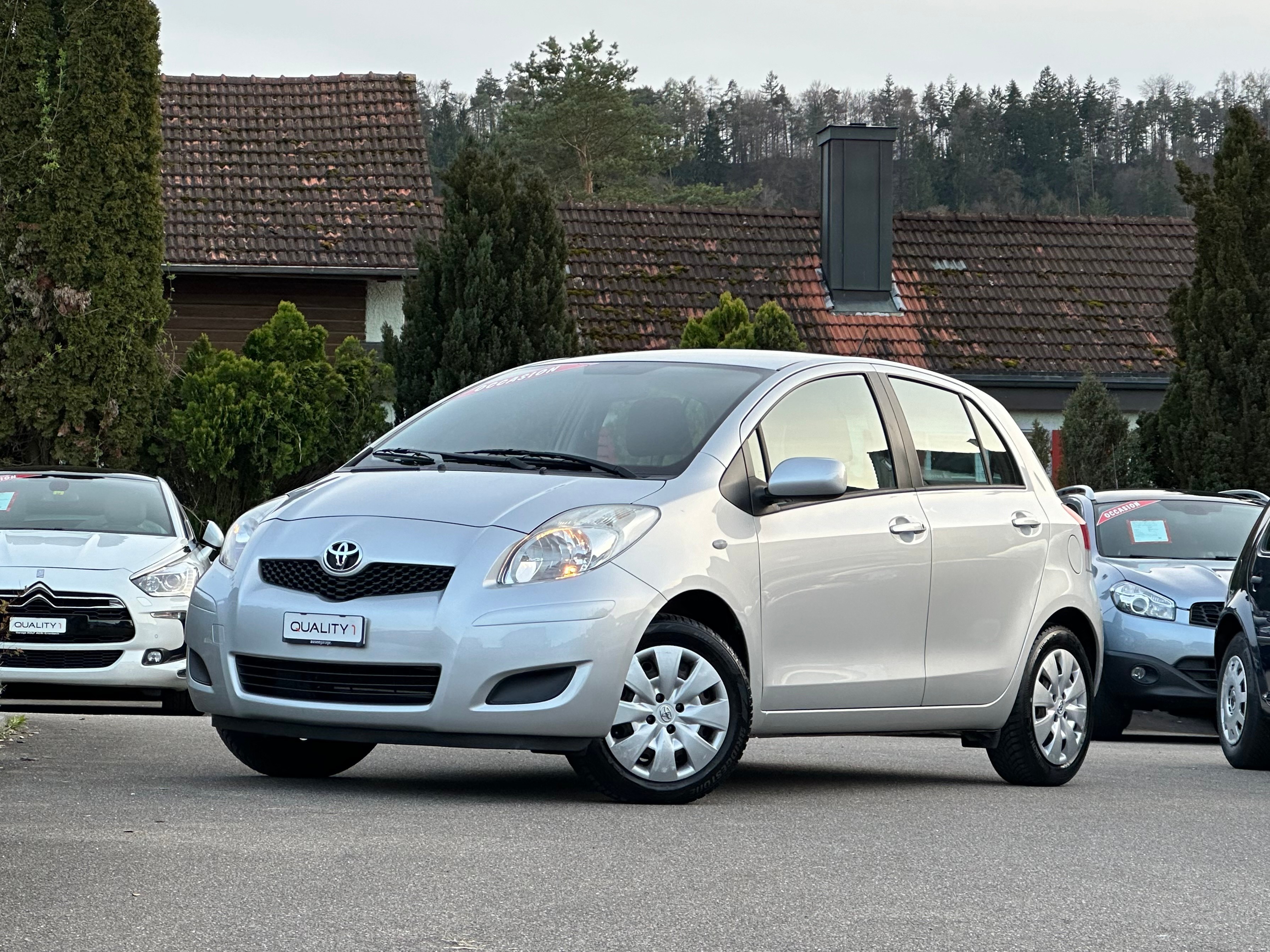 TOYOTA Yaris 1.33 Linea Luna