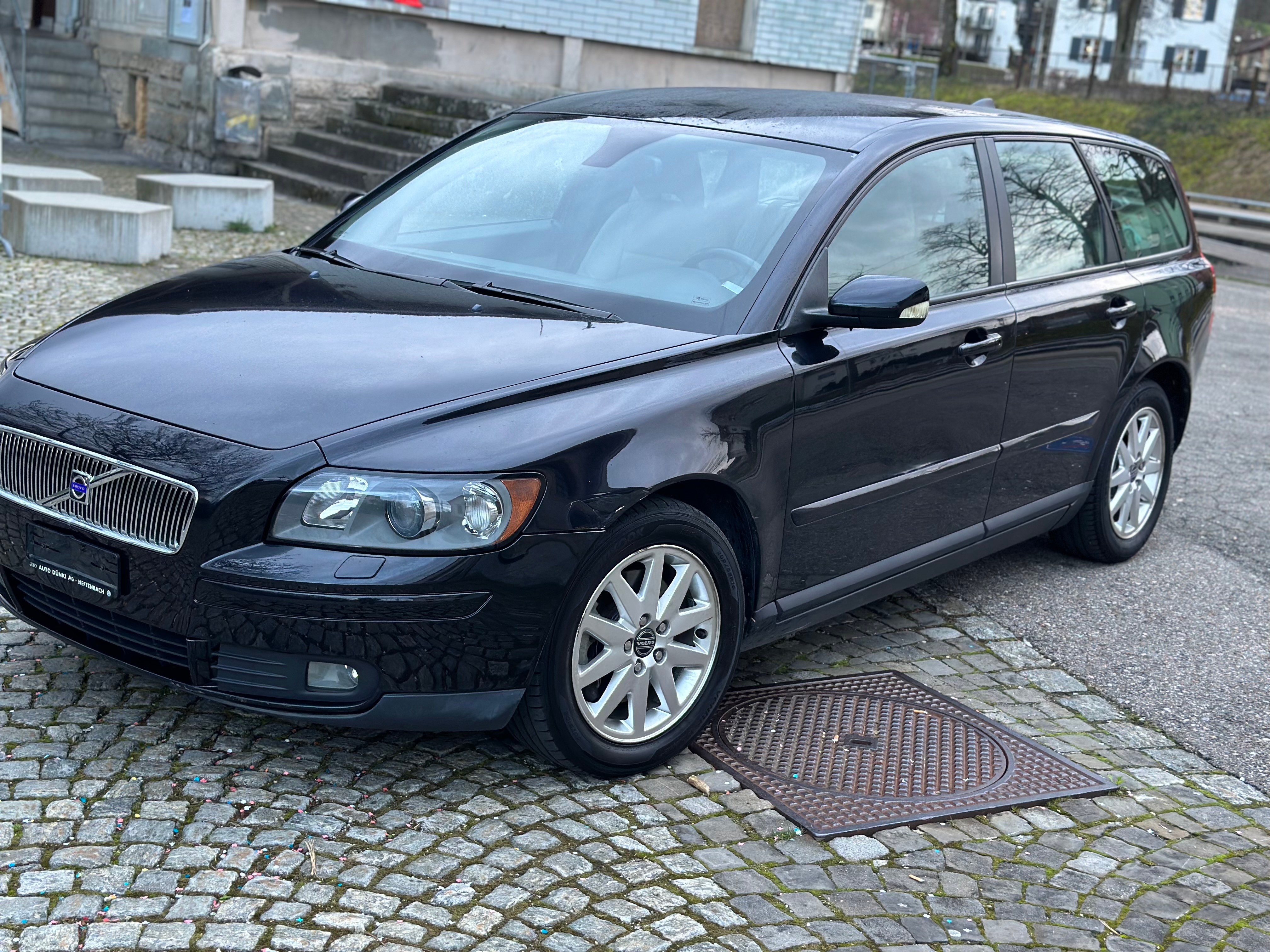 VOLVO V50 2.4 Momentum