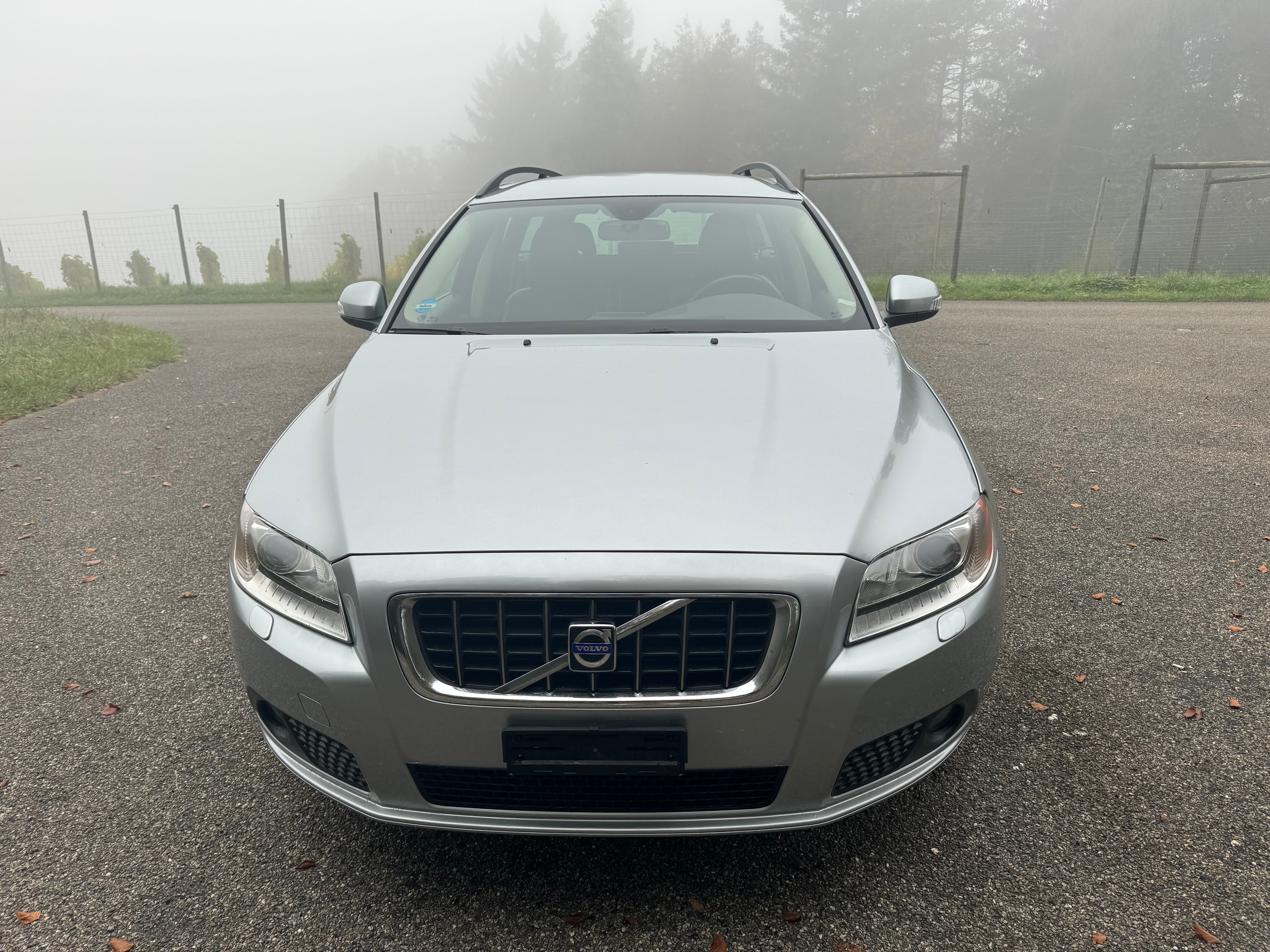 VOLVO V70 D5 AWD Summum