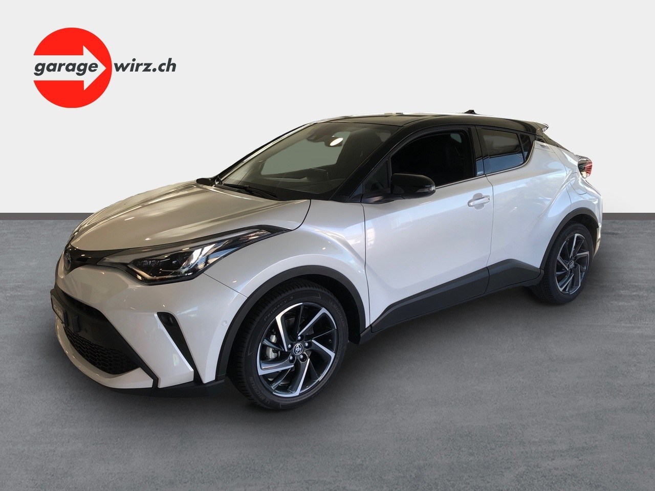 TOYOTA C-HR 2.0 VVTi HSD Move