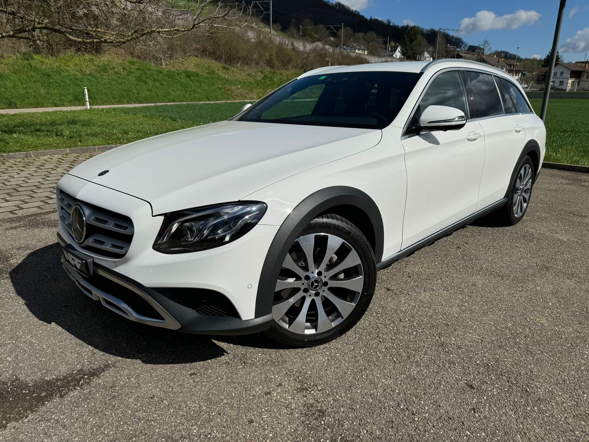 MERCEDES-BENZ E 220 d All-Terrain Avantgarde 4Matic 9G-Tronic