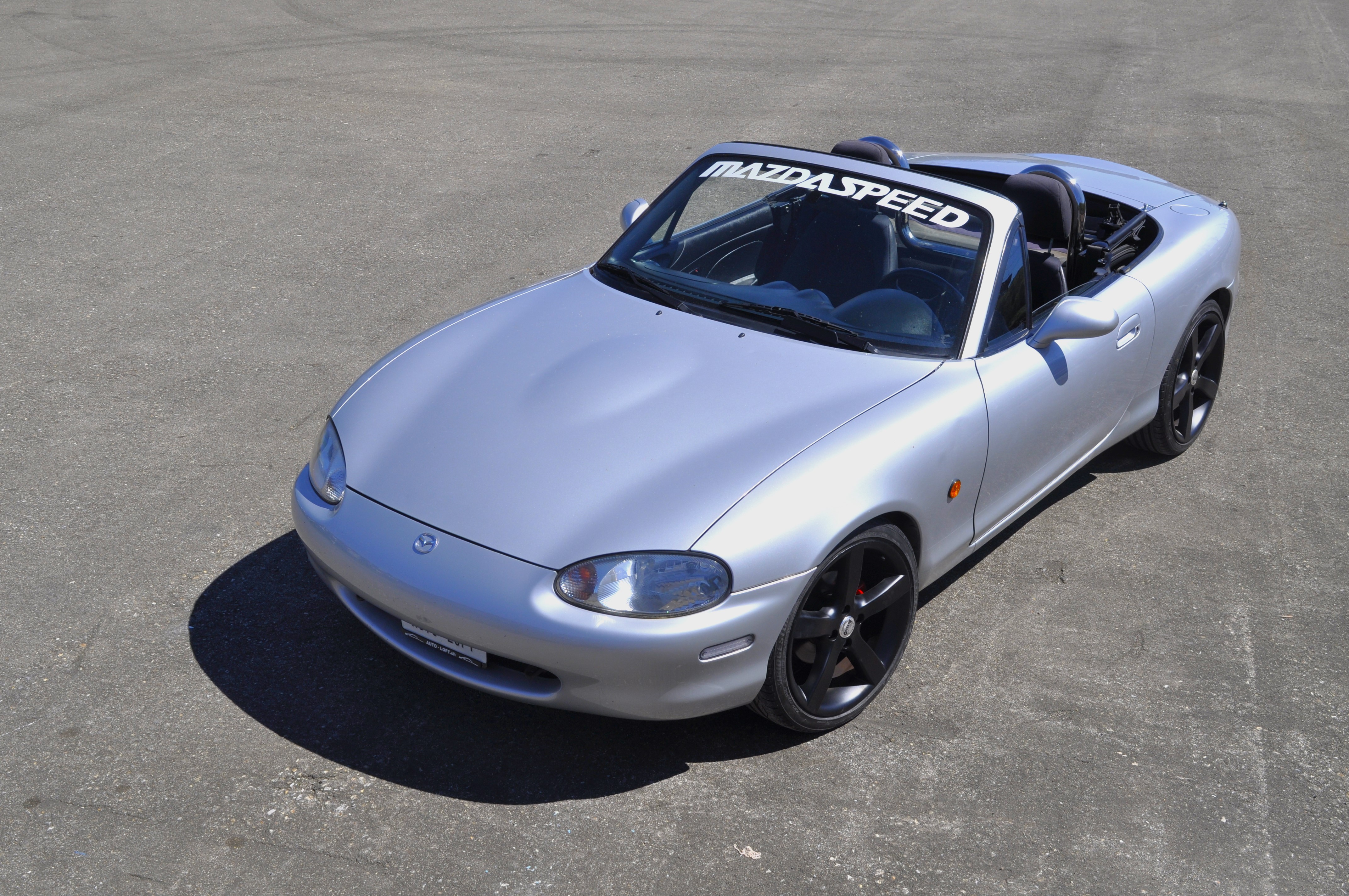 MAZDA MX-5 1.8i-16 Youngster