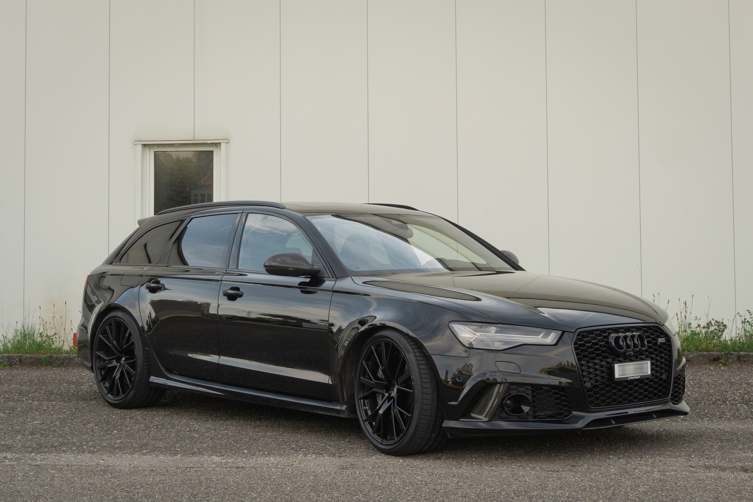 AUDI RS6 Avant 4.0 TFSI V8 performance quattro