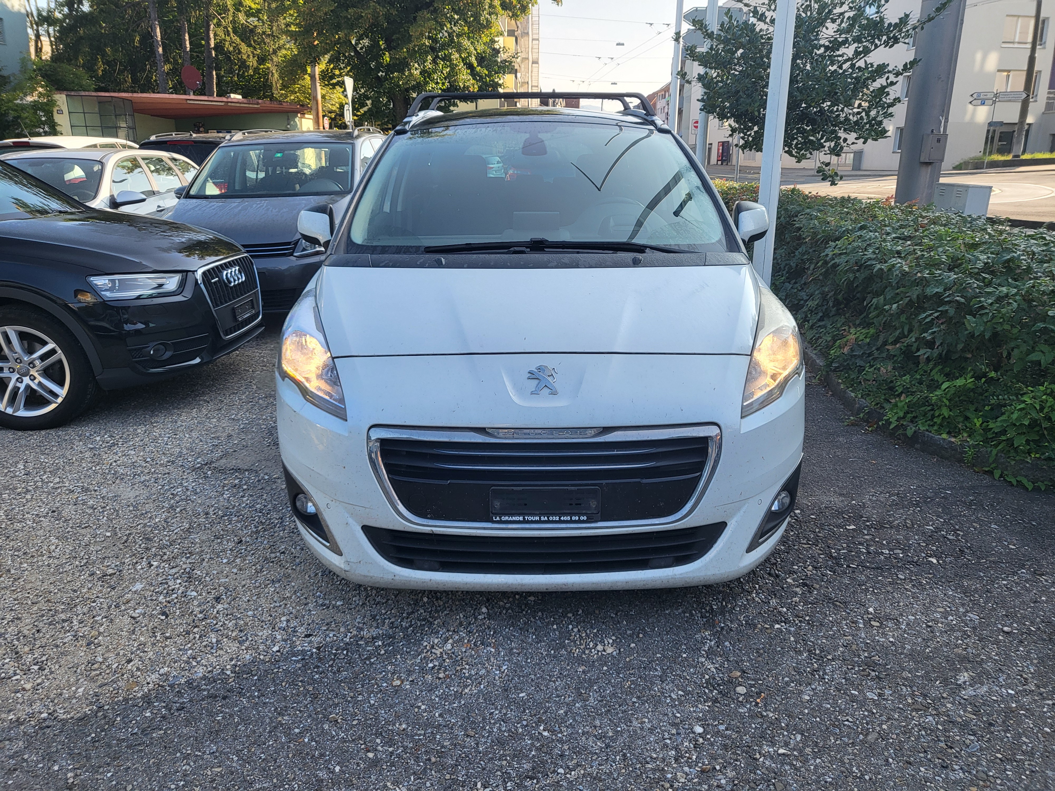 PEUGEOT 5008 2.0 HDI Allure