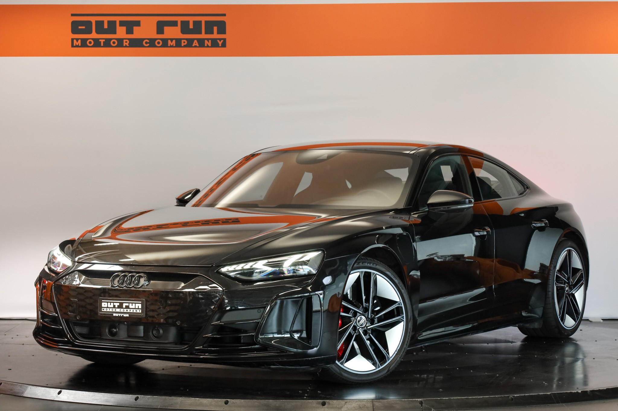 AUDI e-tron GT quattro