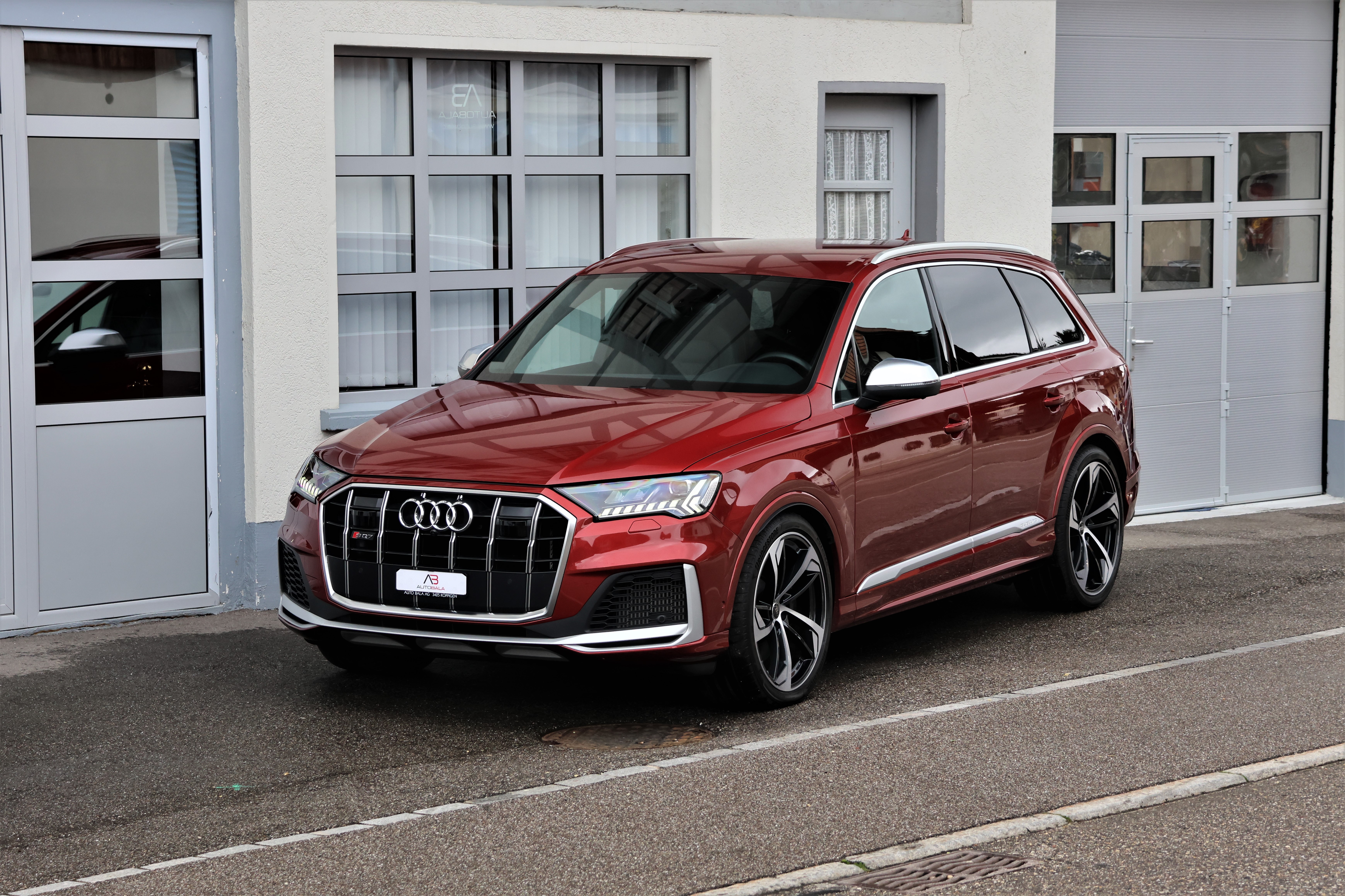 AUDI SQ7 TFSI quattro tiptronic (CH) 7 Plätzer