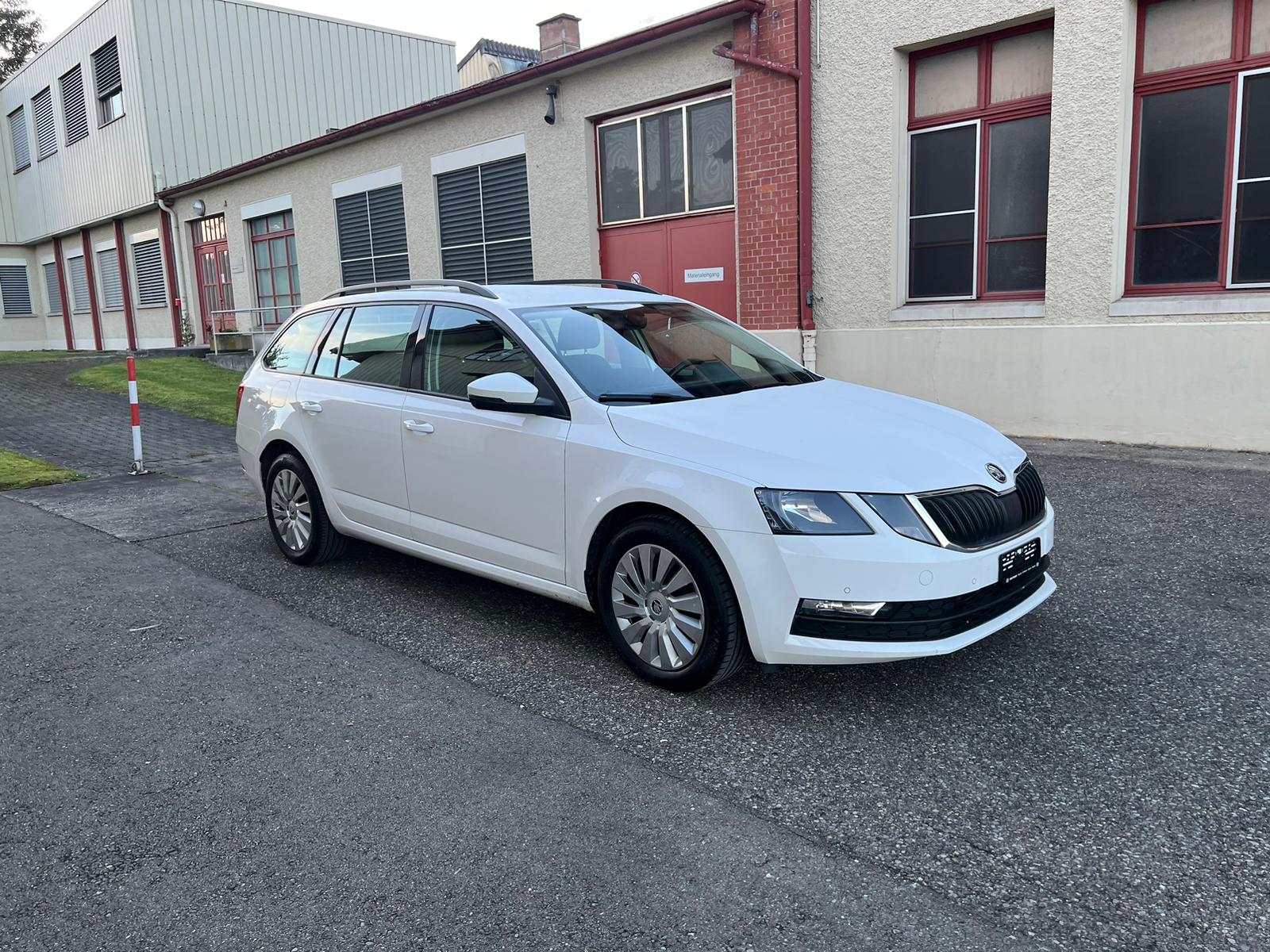 SKODA Octavia Combi 2.0 TDI Ambition 4x4