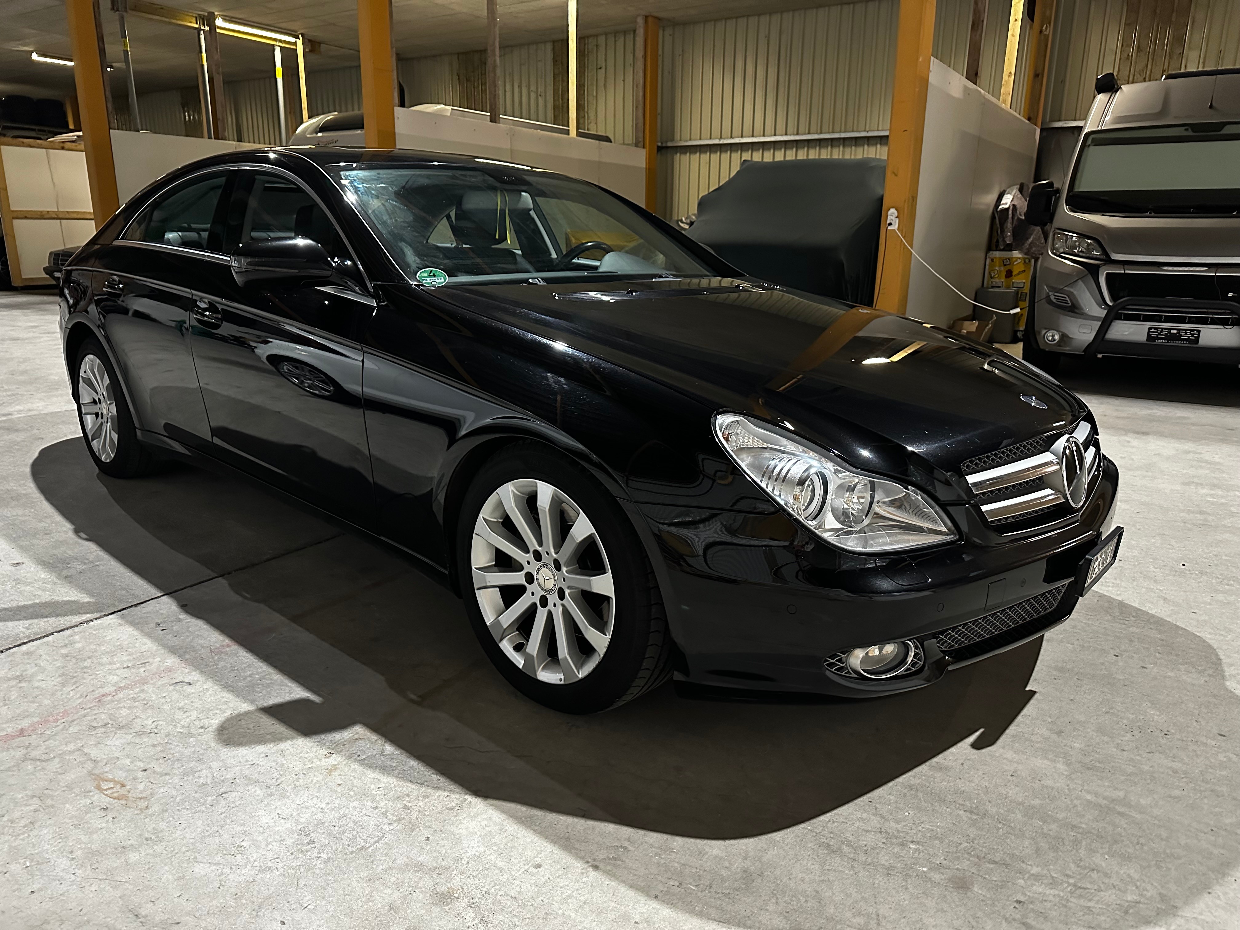 MERCEDES-BENZ CLS 350 CGI 7G-Tronic