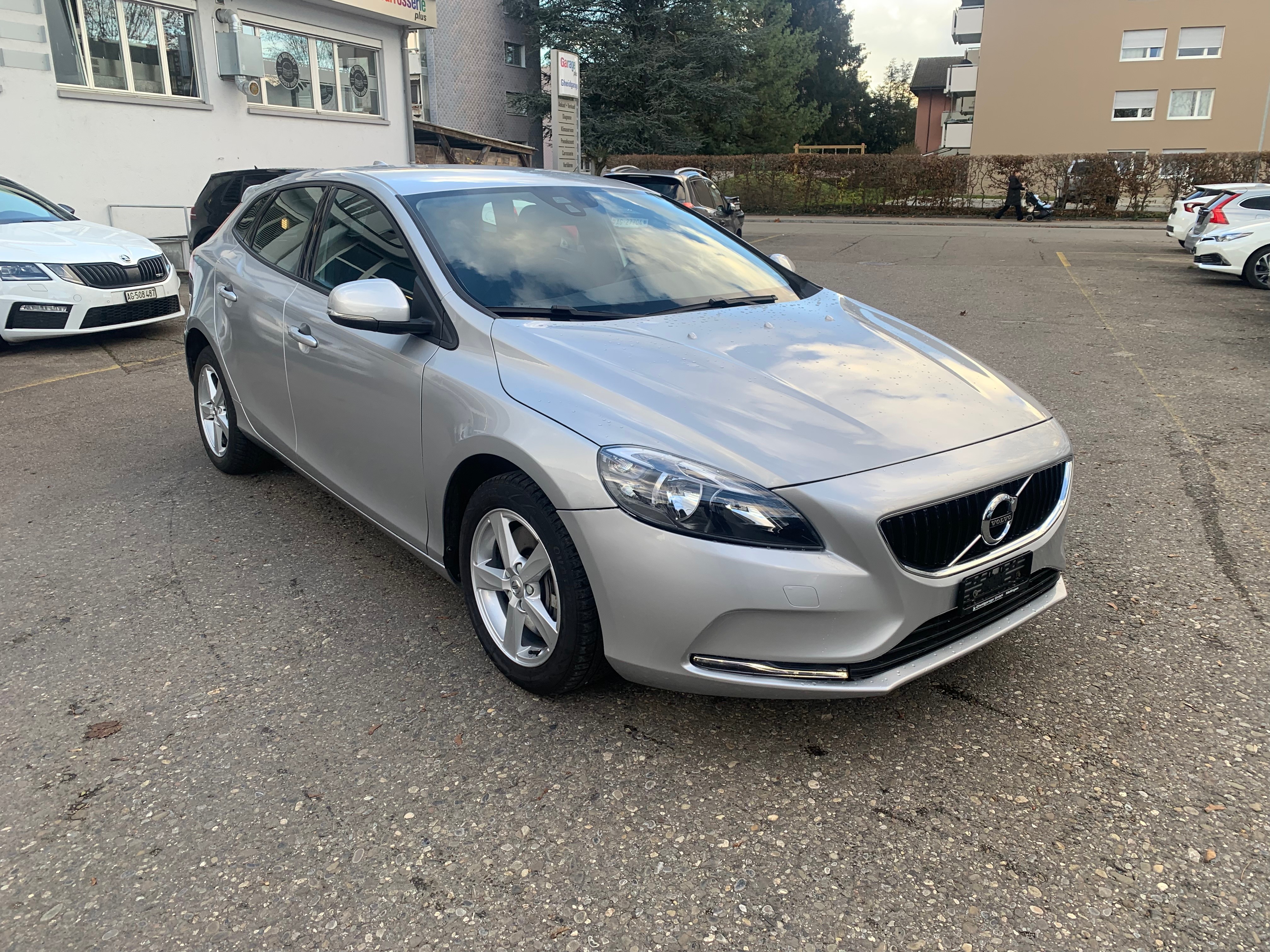 VOLVO V40 D3 Momentum Geartronic