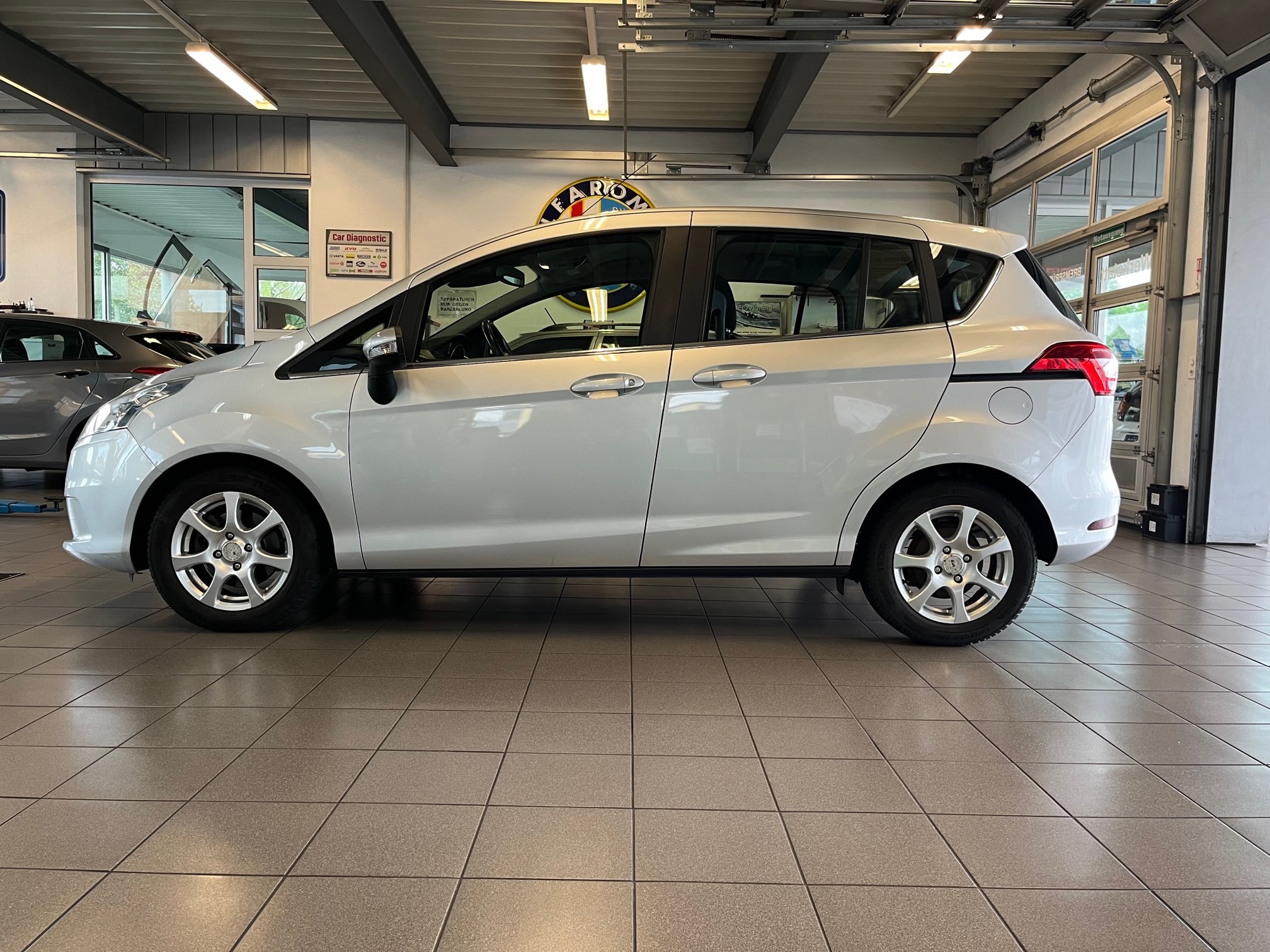 FORD B-Max 1.0 SCTi Titanium