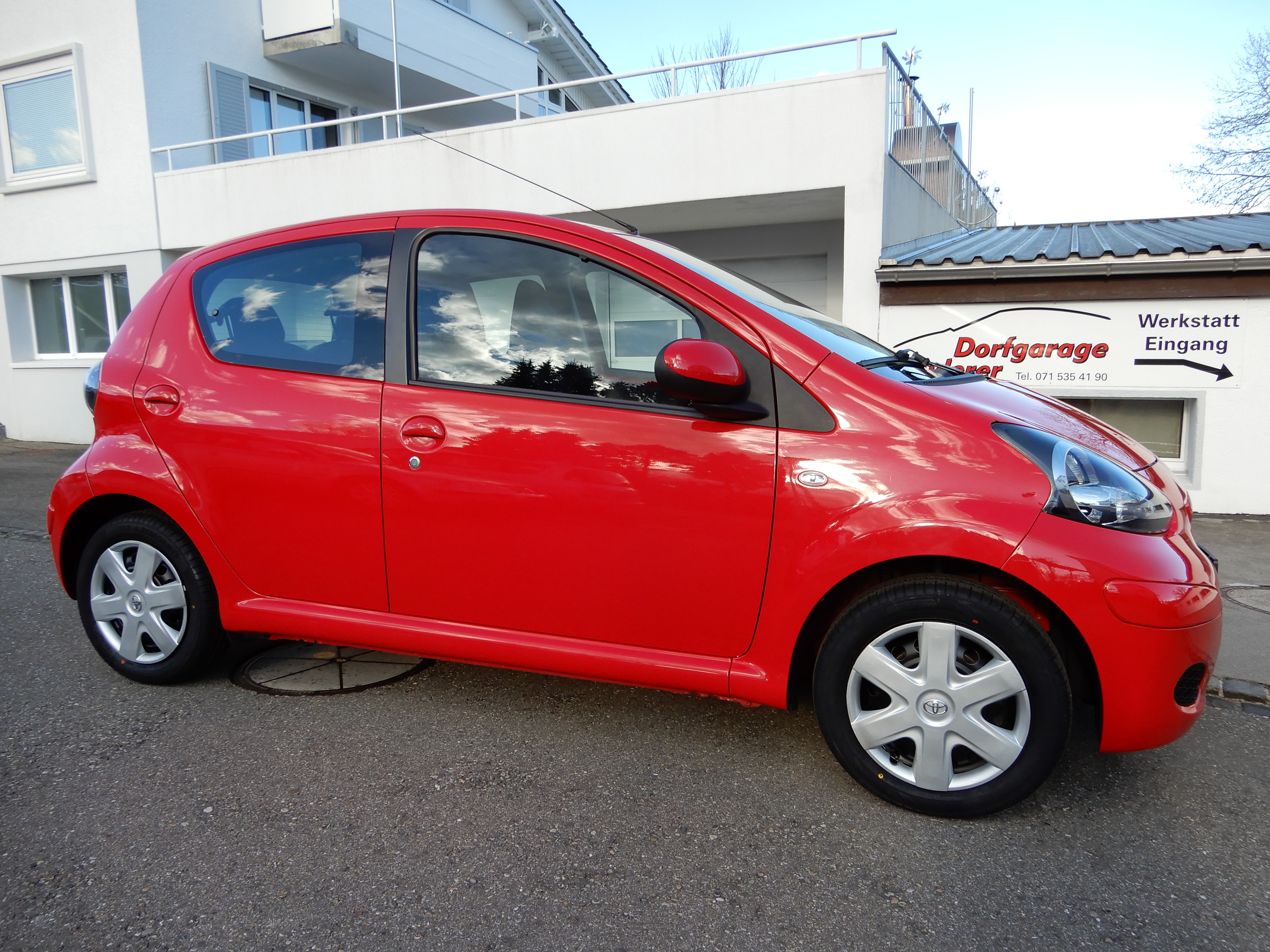 TOYOTA Aygo 1.0 Linea Luna Cool