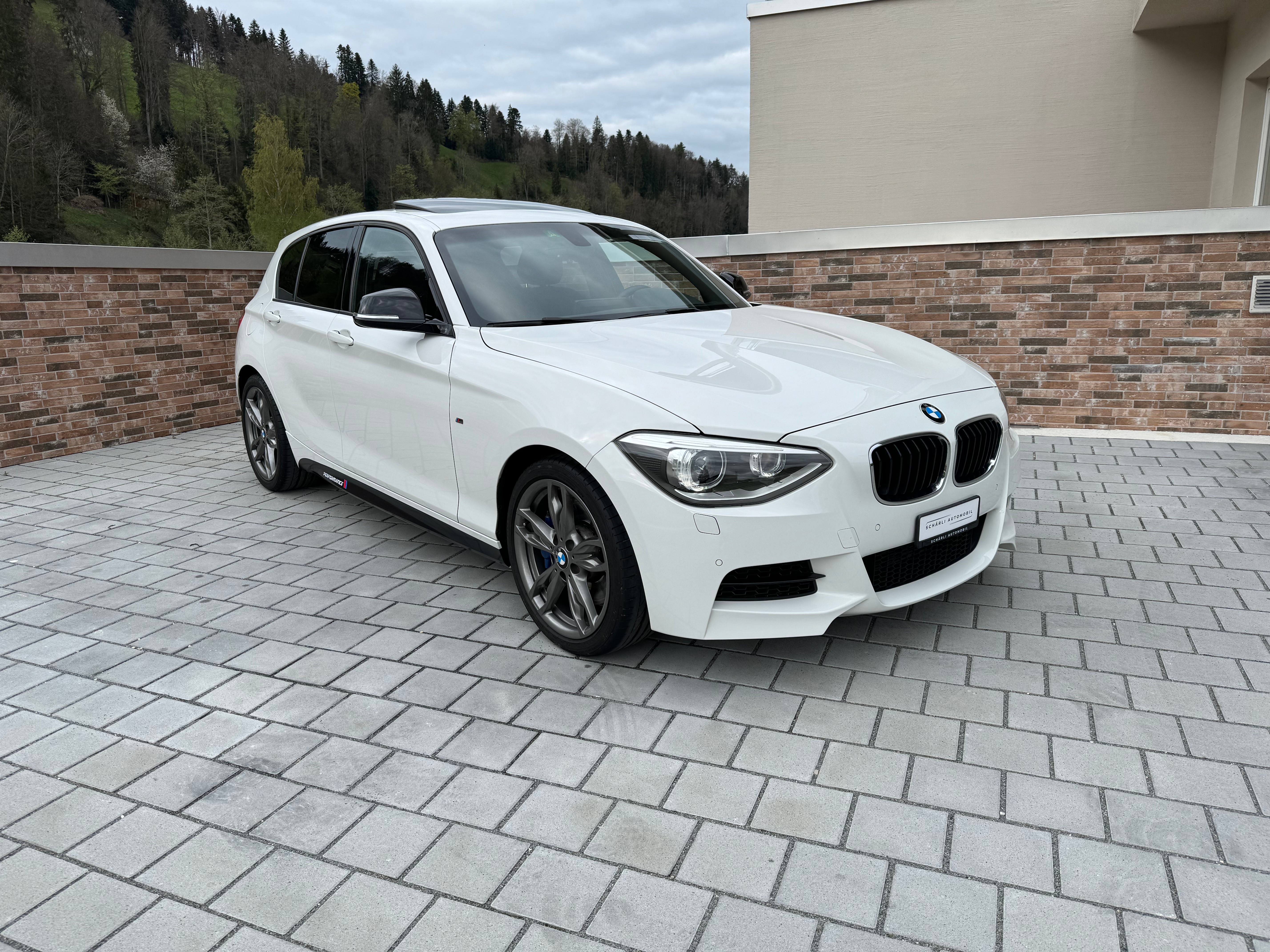 BMW M135i xDrive Steptronic