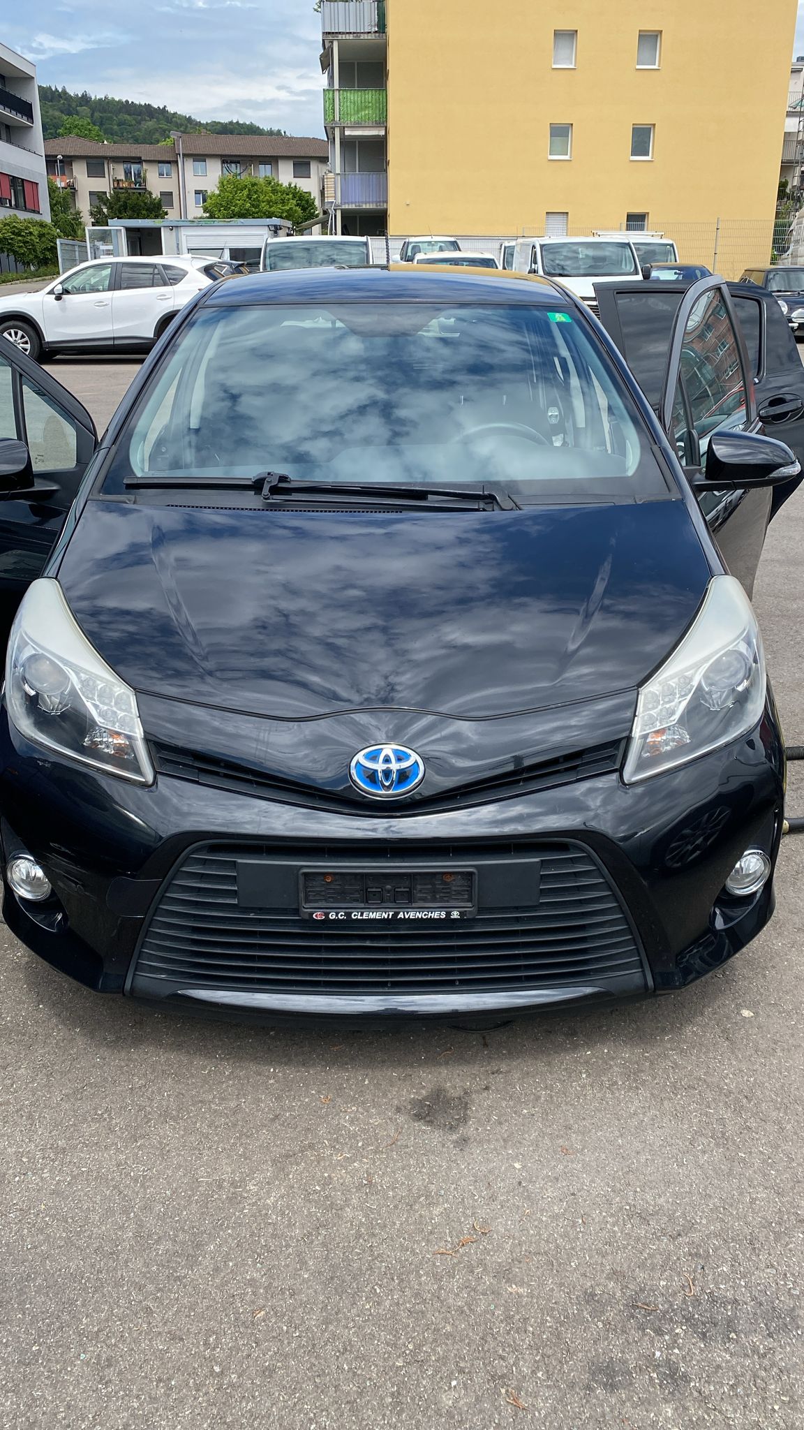 TOYOTA Yaris 1.5 VVT-i Hybrid Luna CVT