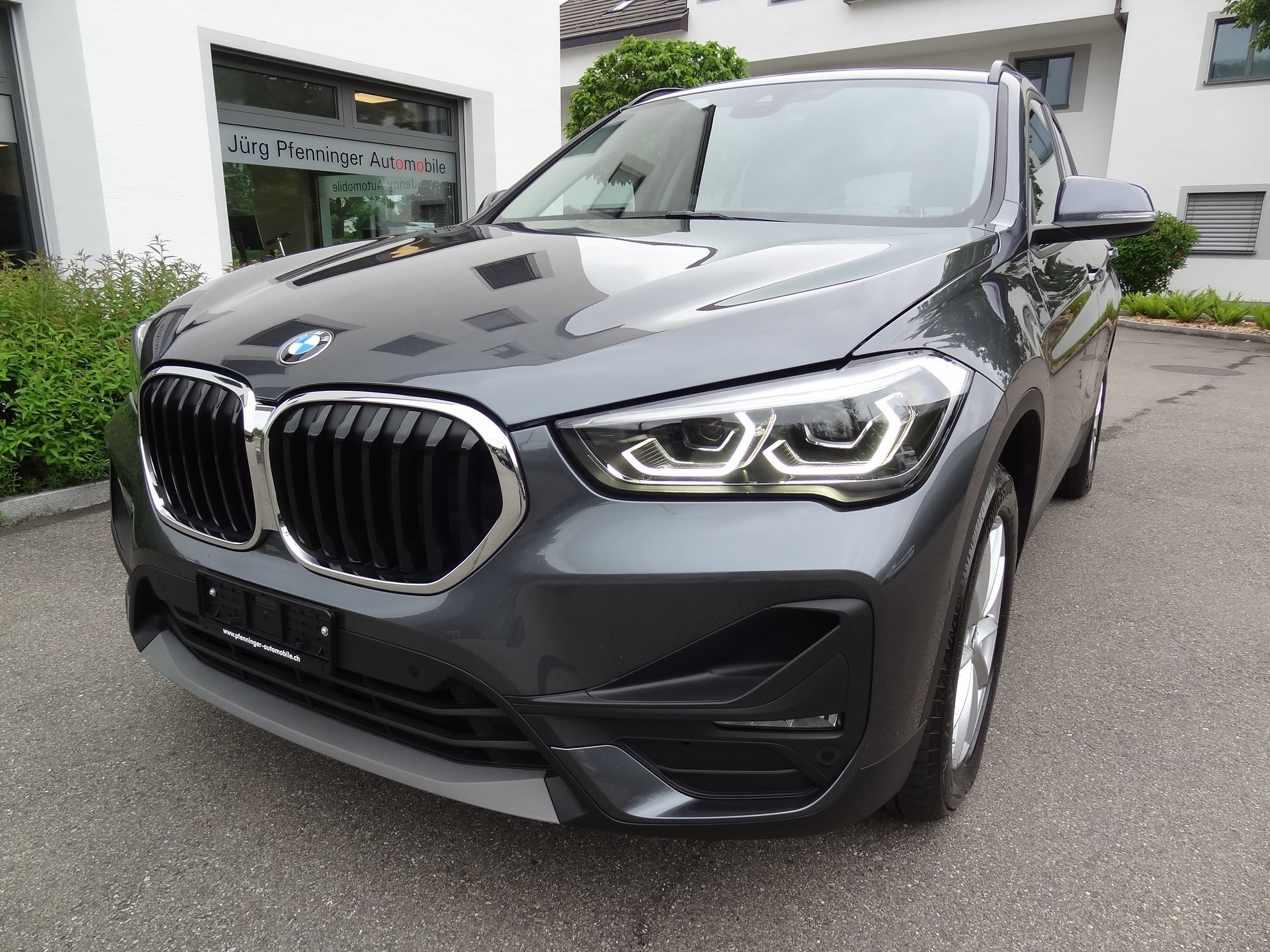 BMW X1 xDrive 18d Essential Edition Steptronic