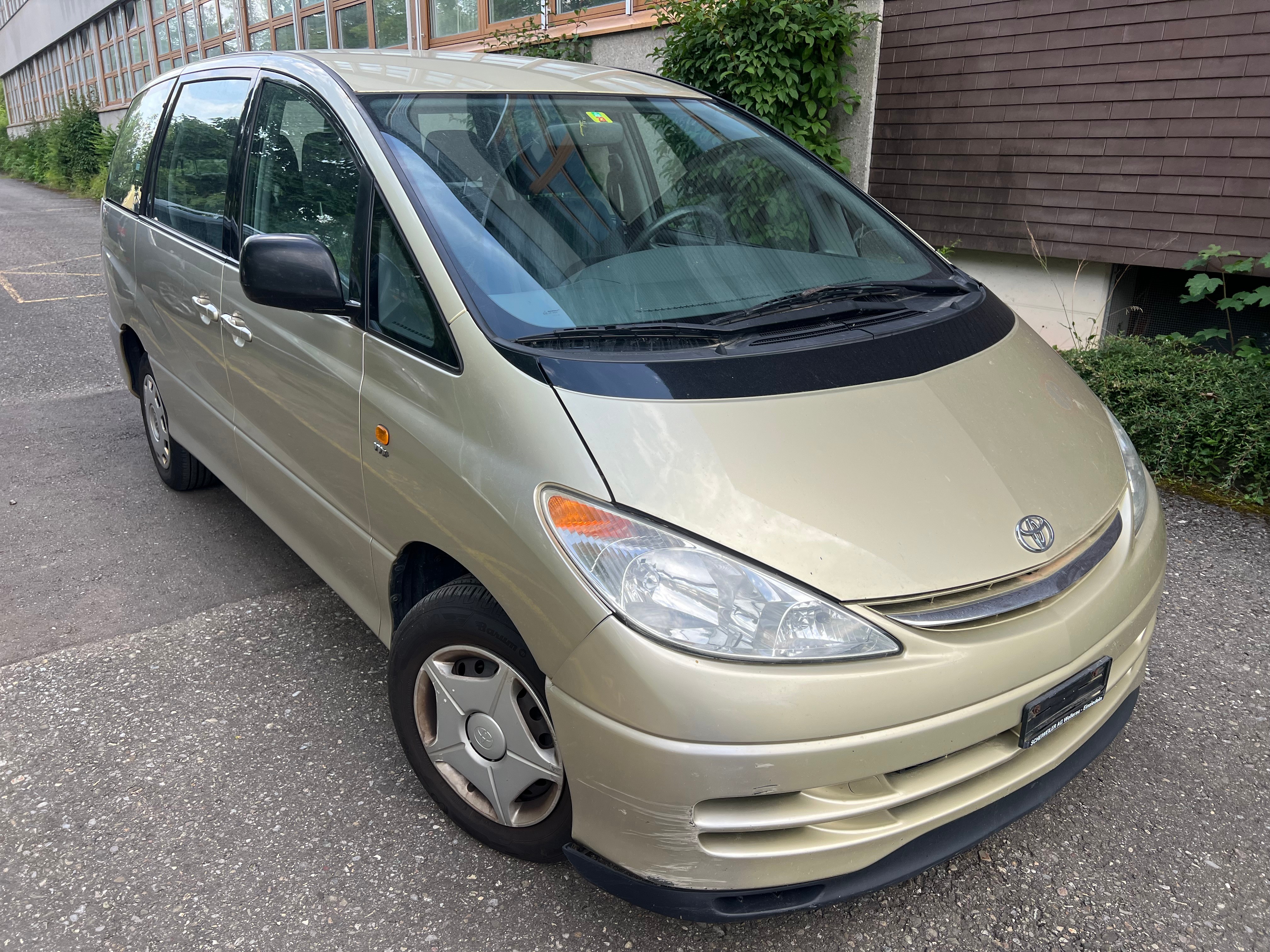 TOYOTA Previa 2.4 Linea Terra