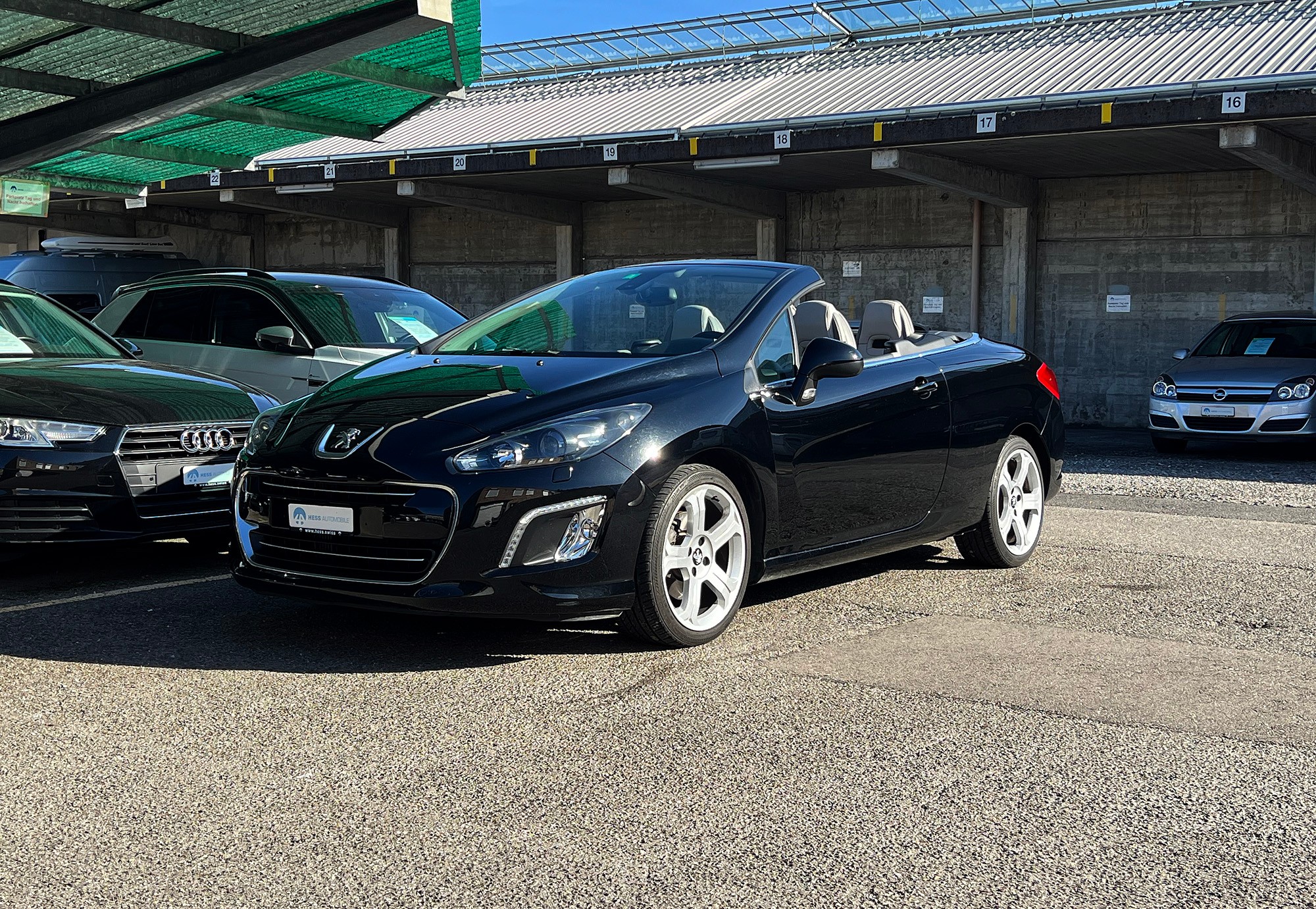 PEUGEOT 308 CC 1.6 16V Turbo Platinum Automatic