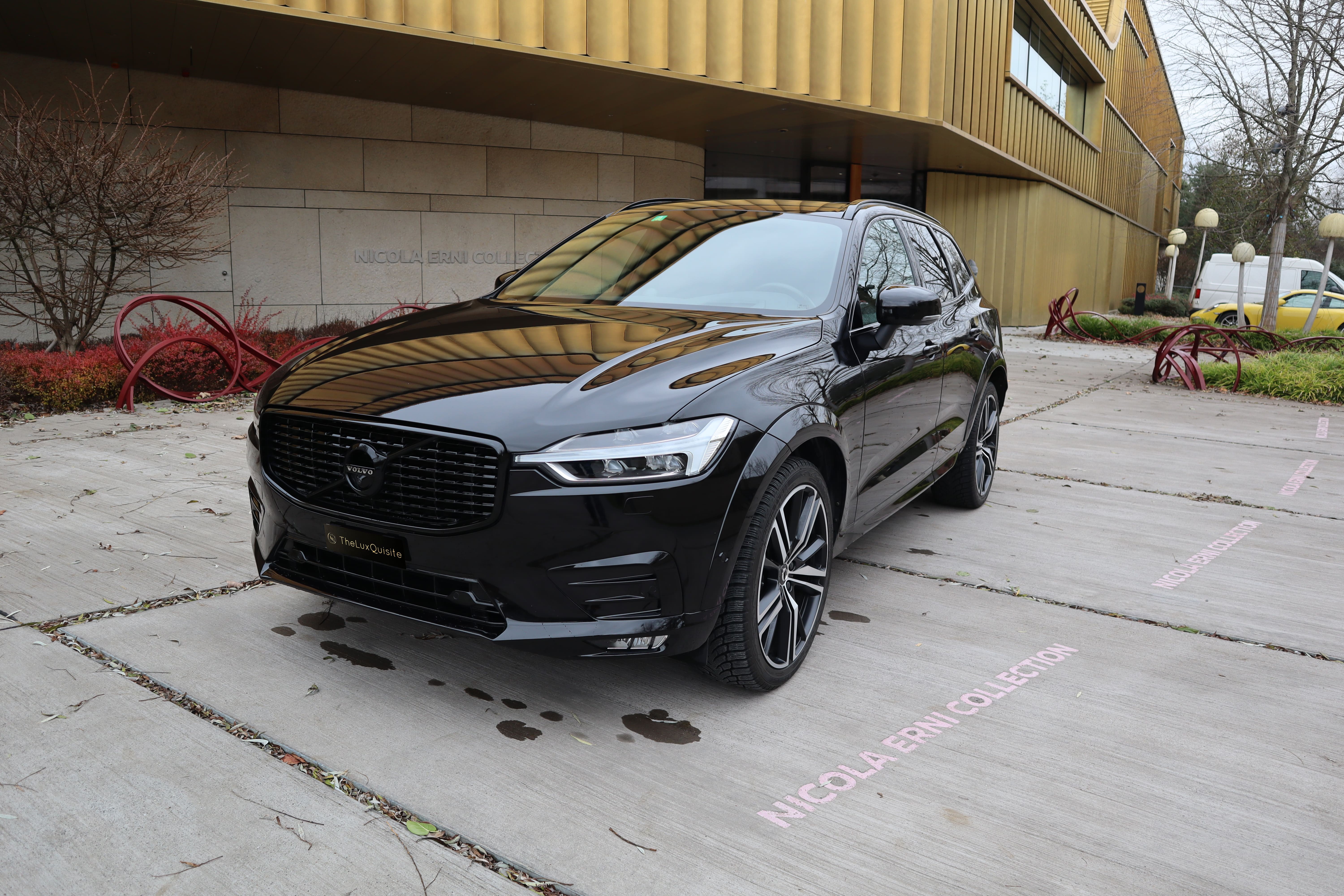 VOLVO XC60 B5 Benzin Mild Hybrid AWD R-Design Geartronic