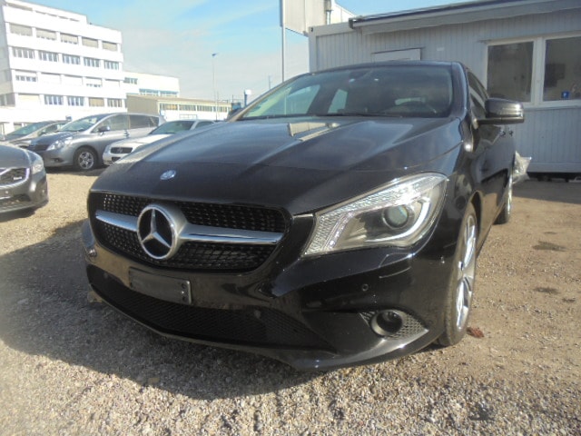 MERCEDES-BENZ CLA Shooting Brake 200 CDI 7G-DCT